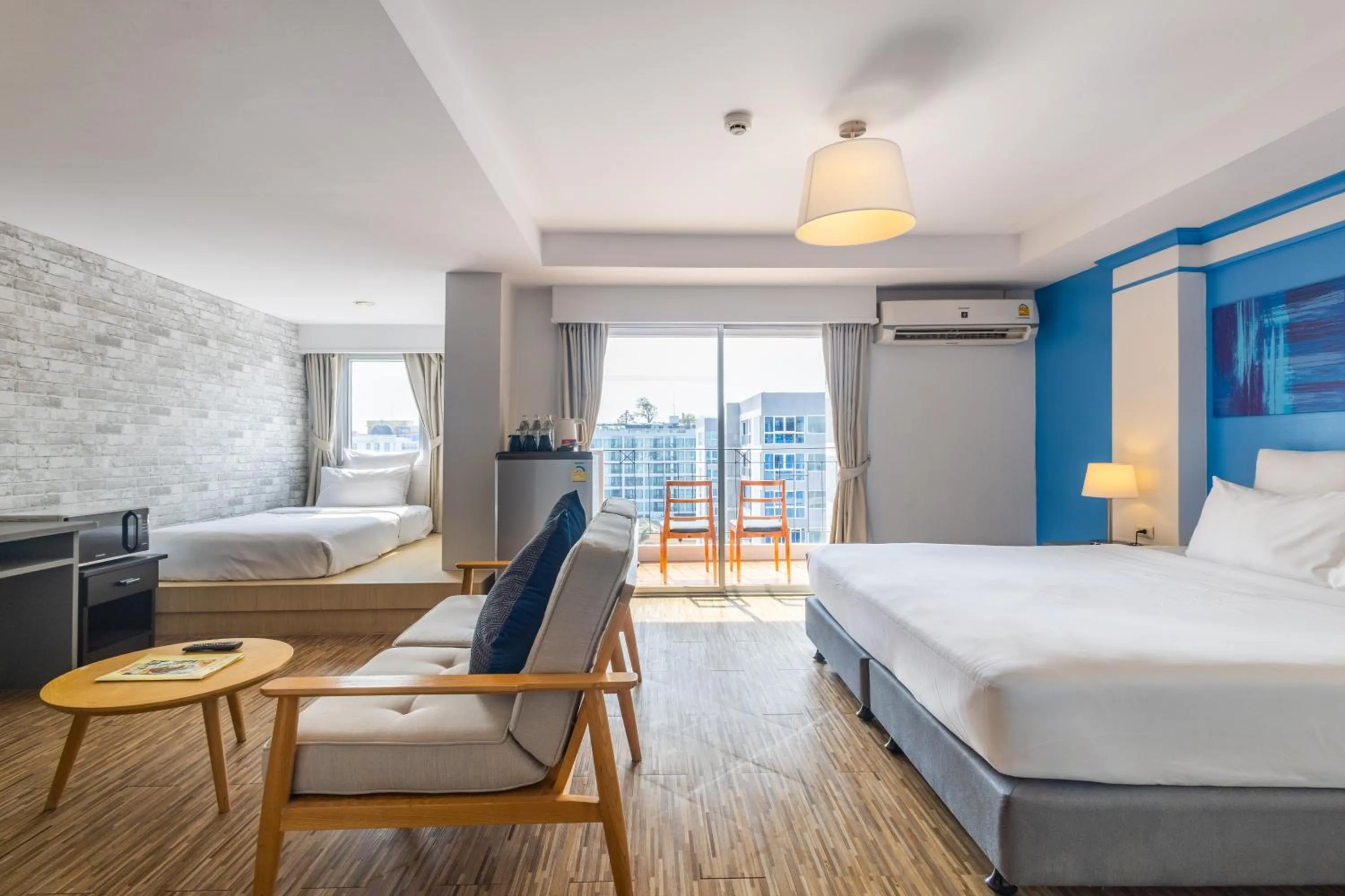 Bed in Journeyhub Pattaya Central