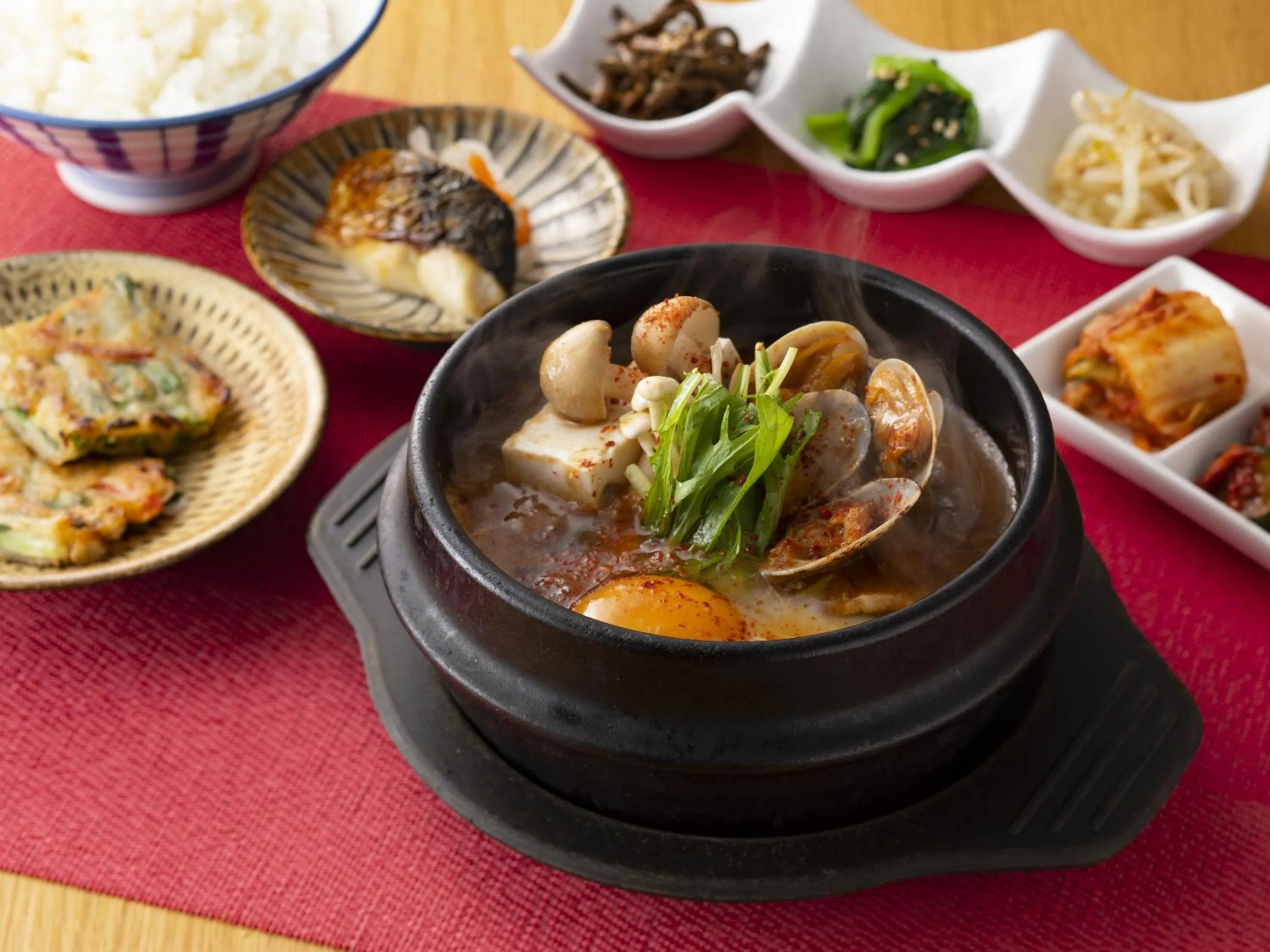 Restaurant/places to eat in JR Kyushu Hotel Blossom Fukuoka