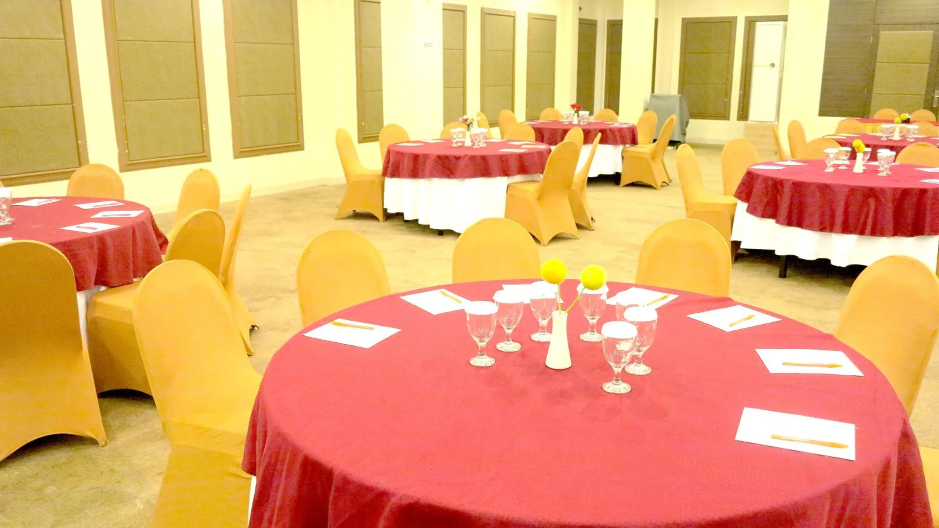Banquet/Function facilities in Hotel Jolin