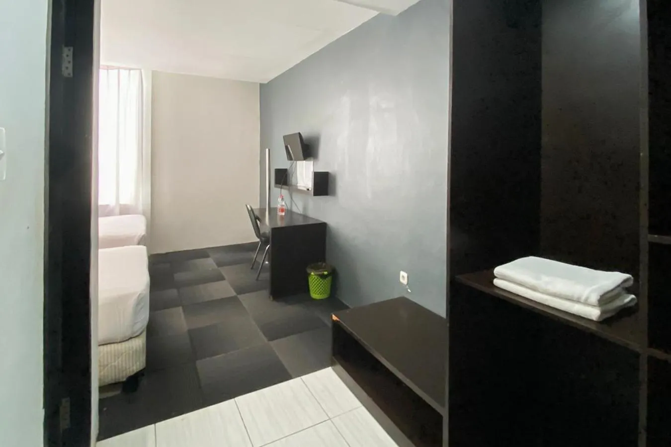 Bedroom, Bed in Capital O 472 Hotel Asyra