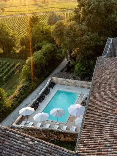 Demeures & Château - Fleur de Roques - Puisseguin Saint Emilion Demeures & Château - Fleur de Roques - Puisseguin Saint Emilion