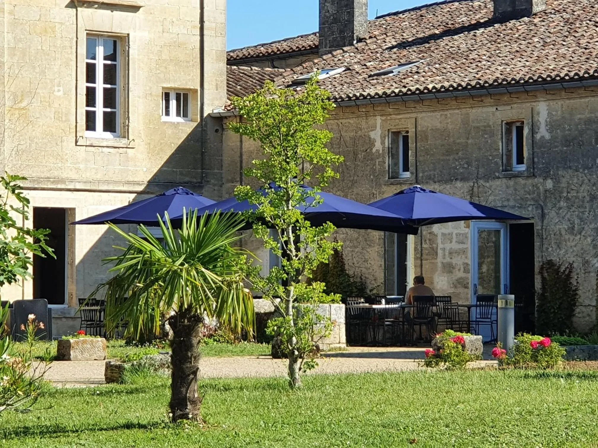 Patio in Demeures & Château - Fleur de Roques - Puisseguin Saint Emilion