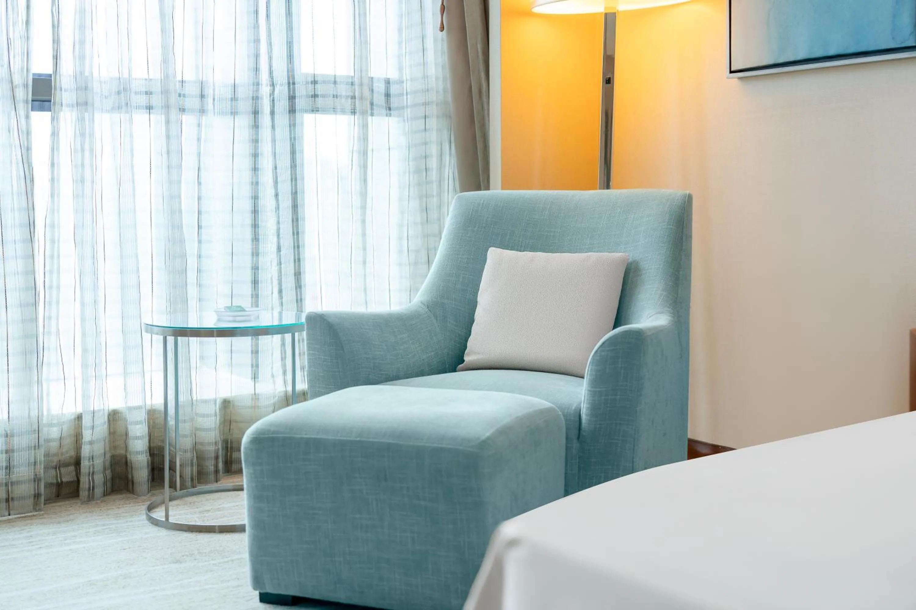 Bedroom in Holiday Inn Chengdu Xindu by IHG