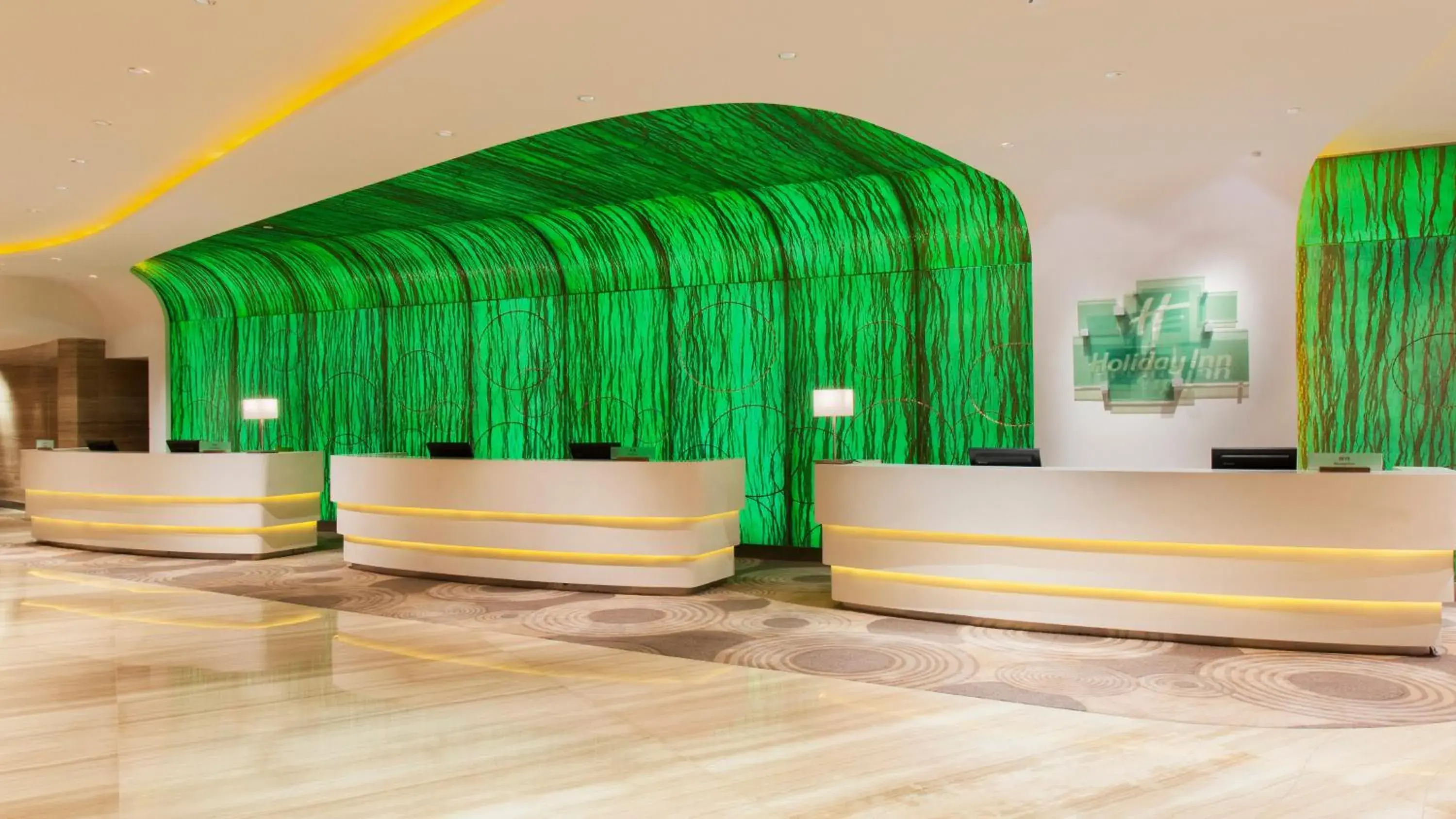 Property building in Holiday Inn Chengdu Xindu by IHG Property building in Holiday Inn Chengdu Xindu by IHG