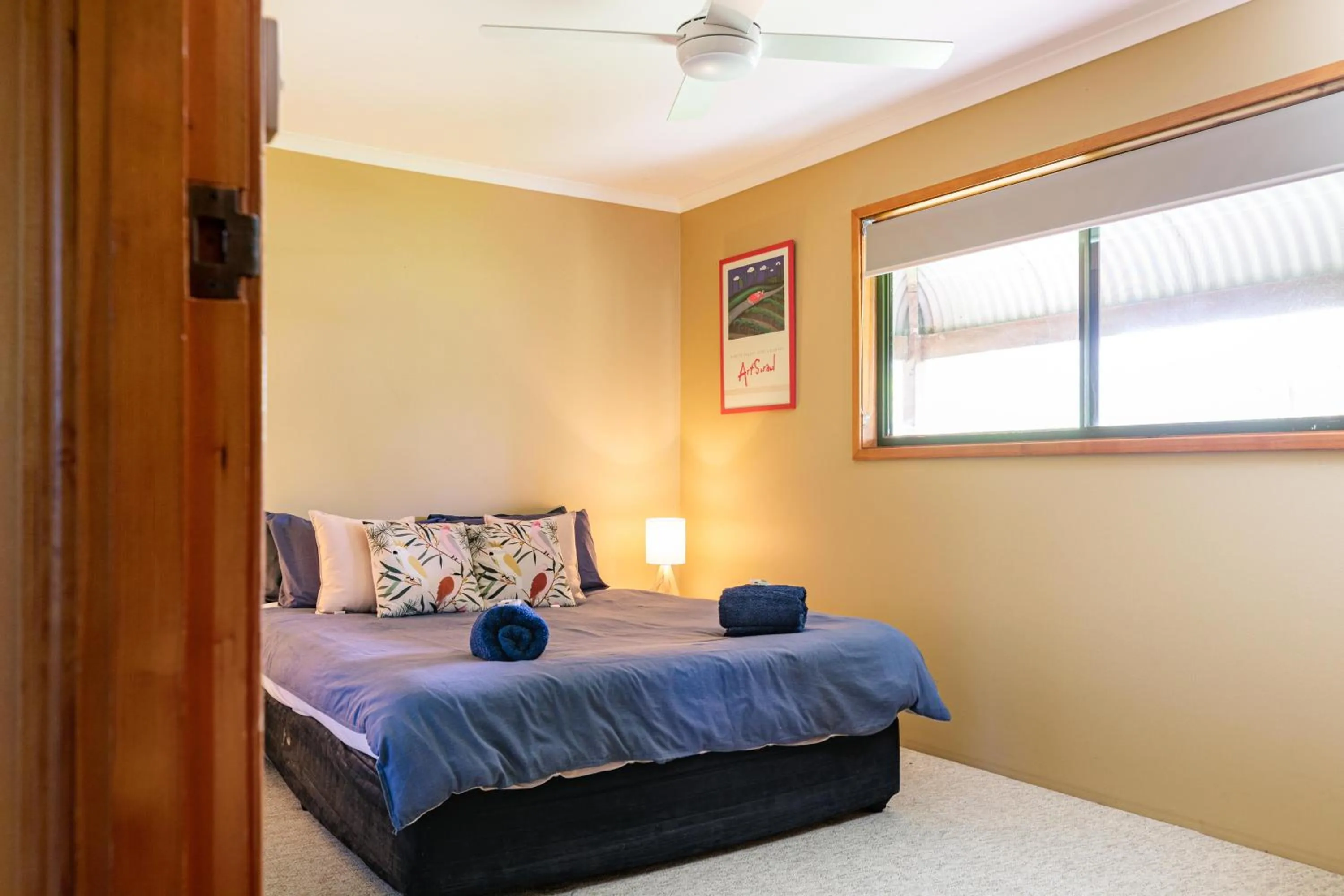 Bedroom, Bed in Hunter Hideaway Cottages