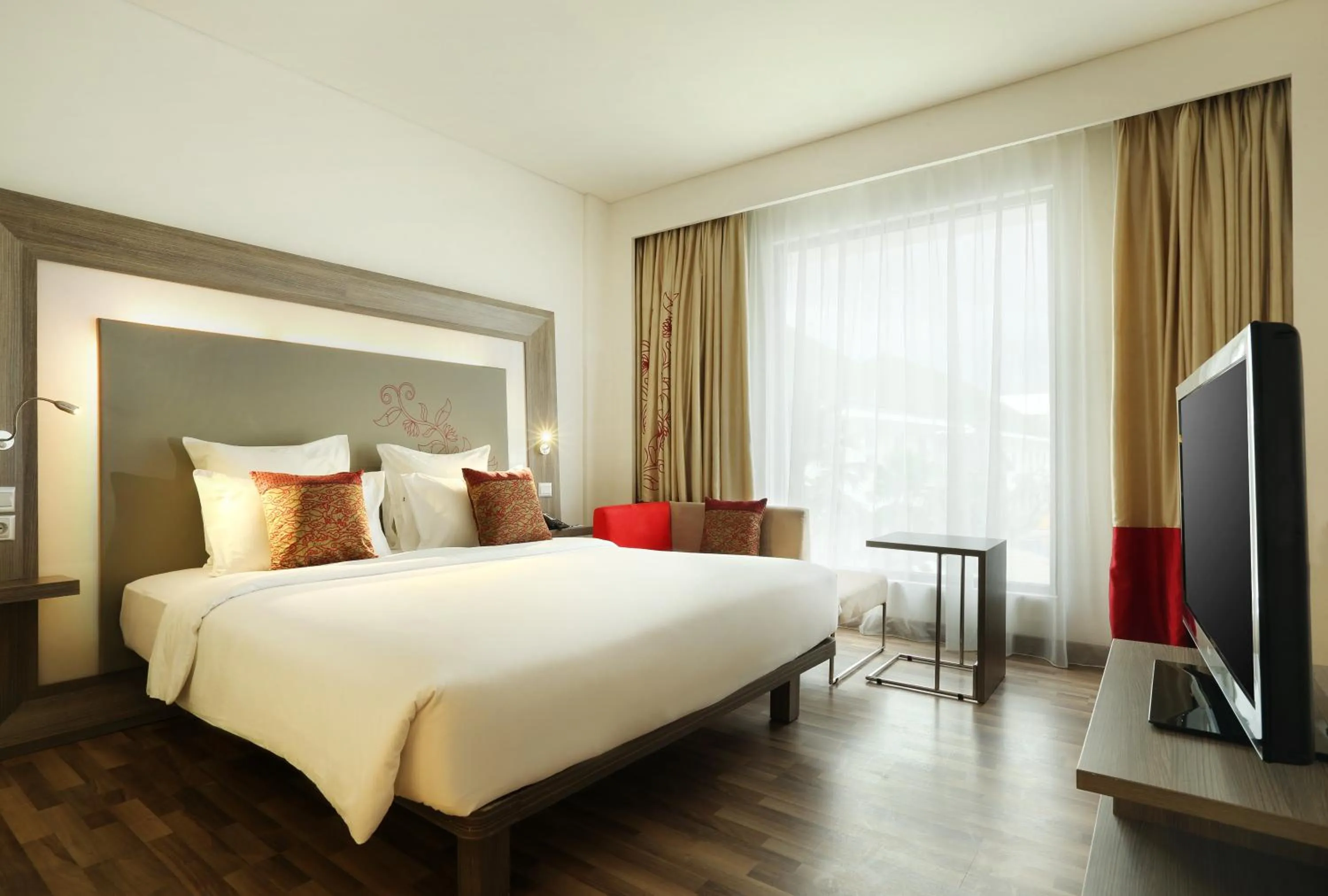 Day, Bed in Novotel Banjarmasin Airport