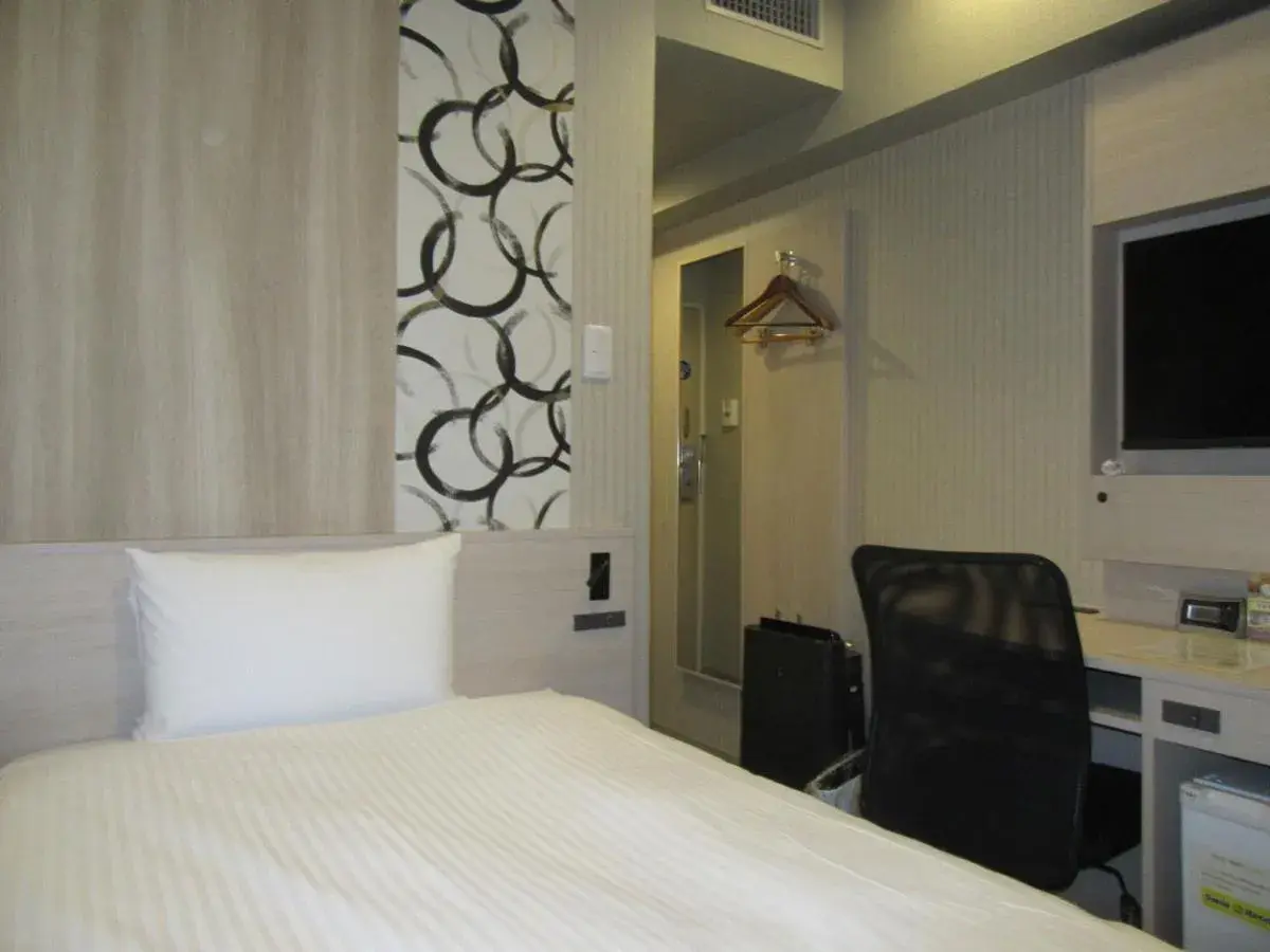 Bed in Smile Hotel Hachinohe Bed in Smile Hotel Hachinohe