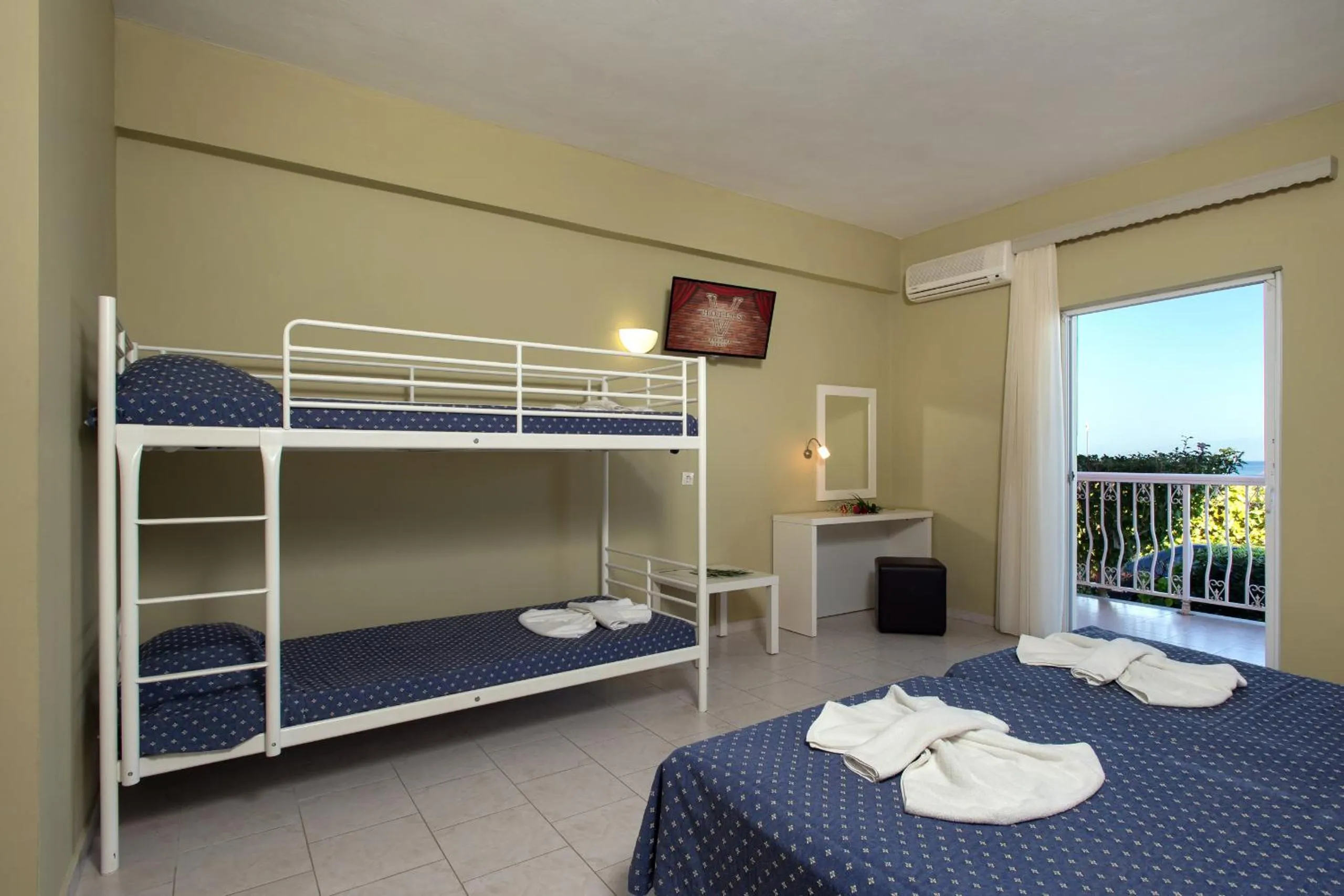 Bedroom, Bed in Panorama Sidari