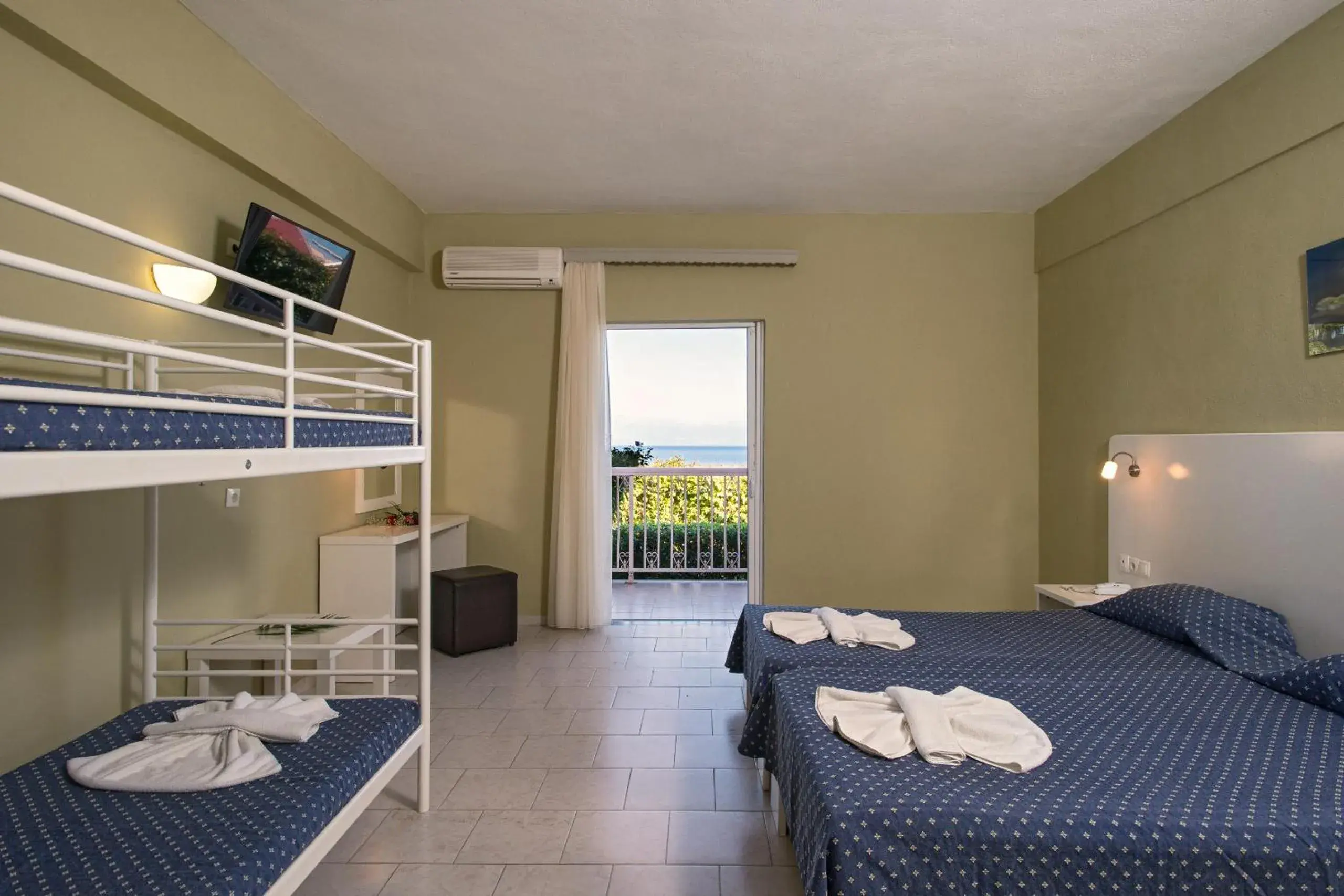 TV and multimedia, Bed in Panorama Sidari TV and multimedia, Bed in Panorama Sidari