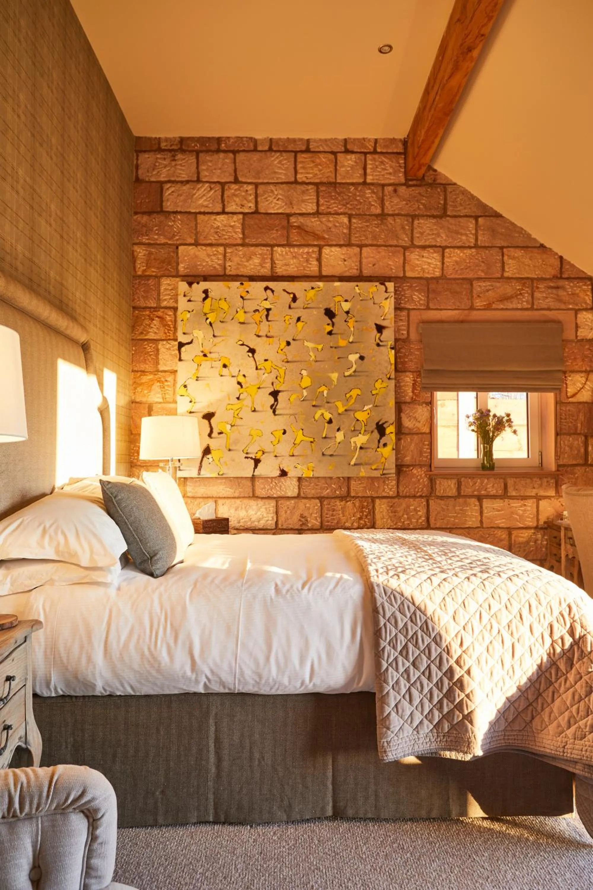 Bedroom, Bed in The Duncombe Arms