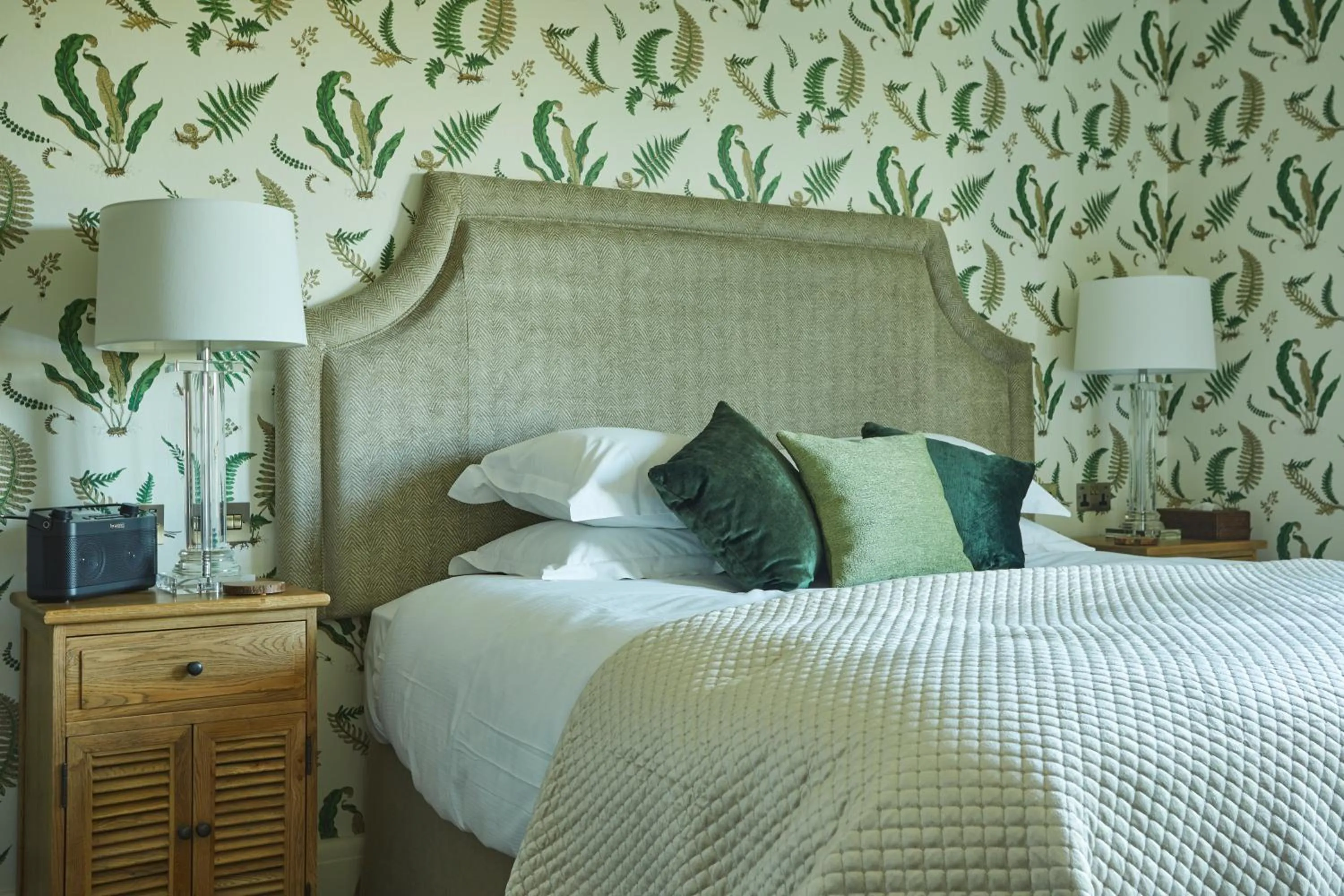 Bedroom, Bed in The Duncombe Arms