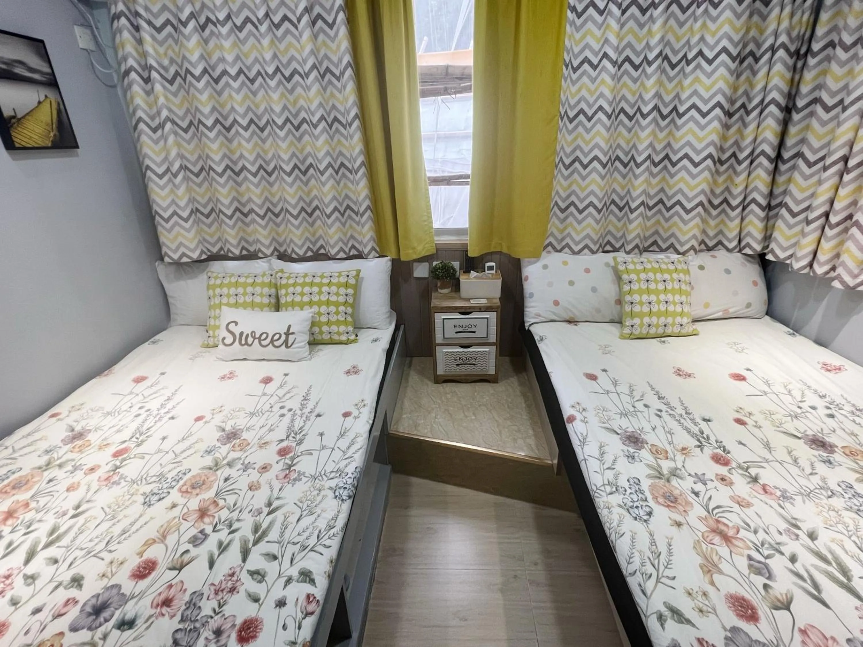 Photo of the whole room, Bed in AMU Dreamhouse 阿木旅舍