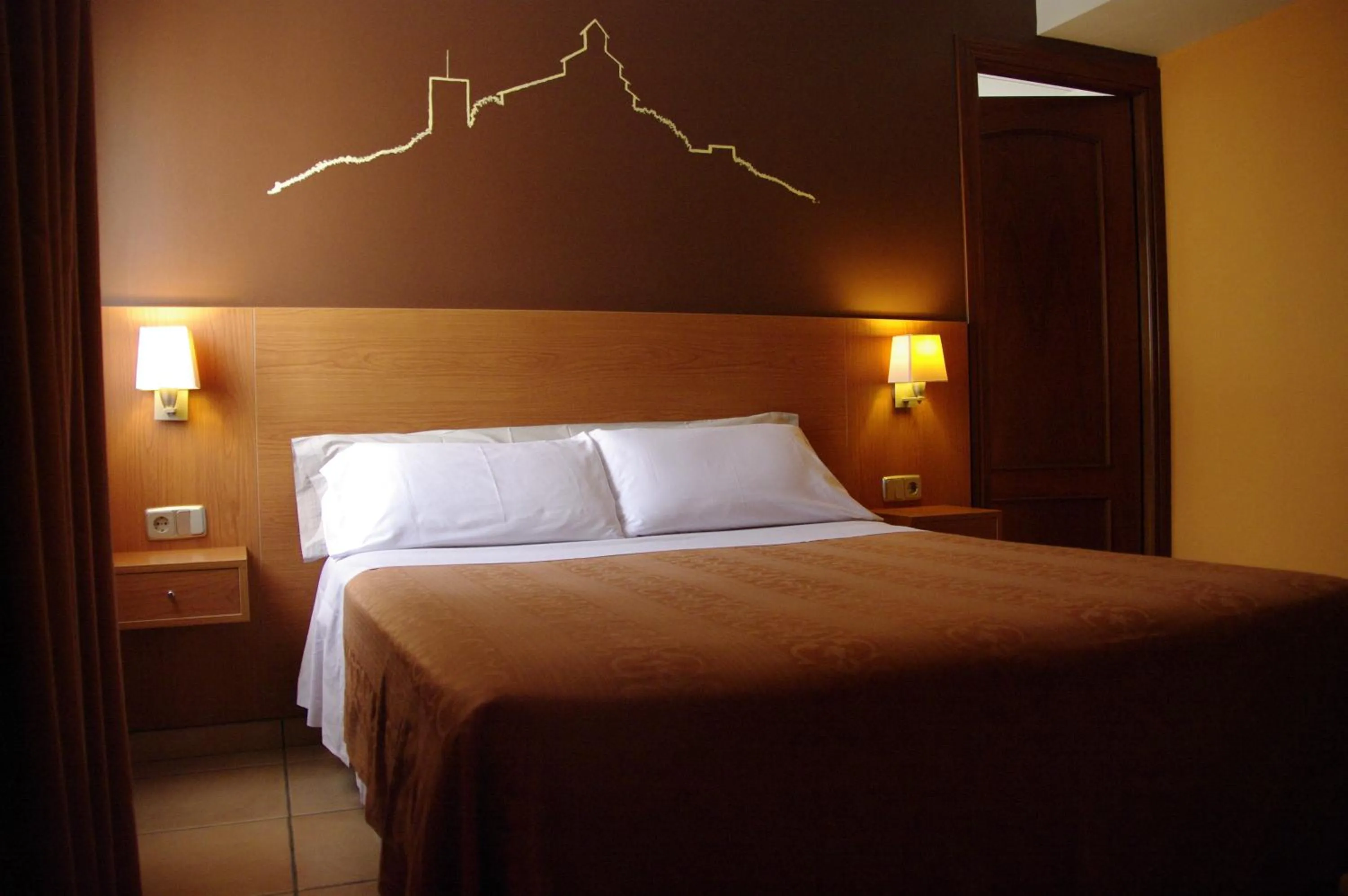 Bed in Hotel Solsona Centre