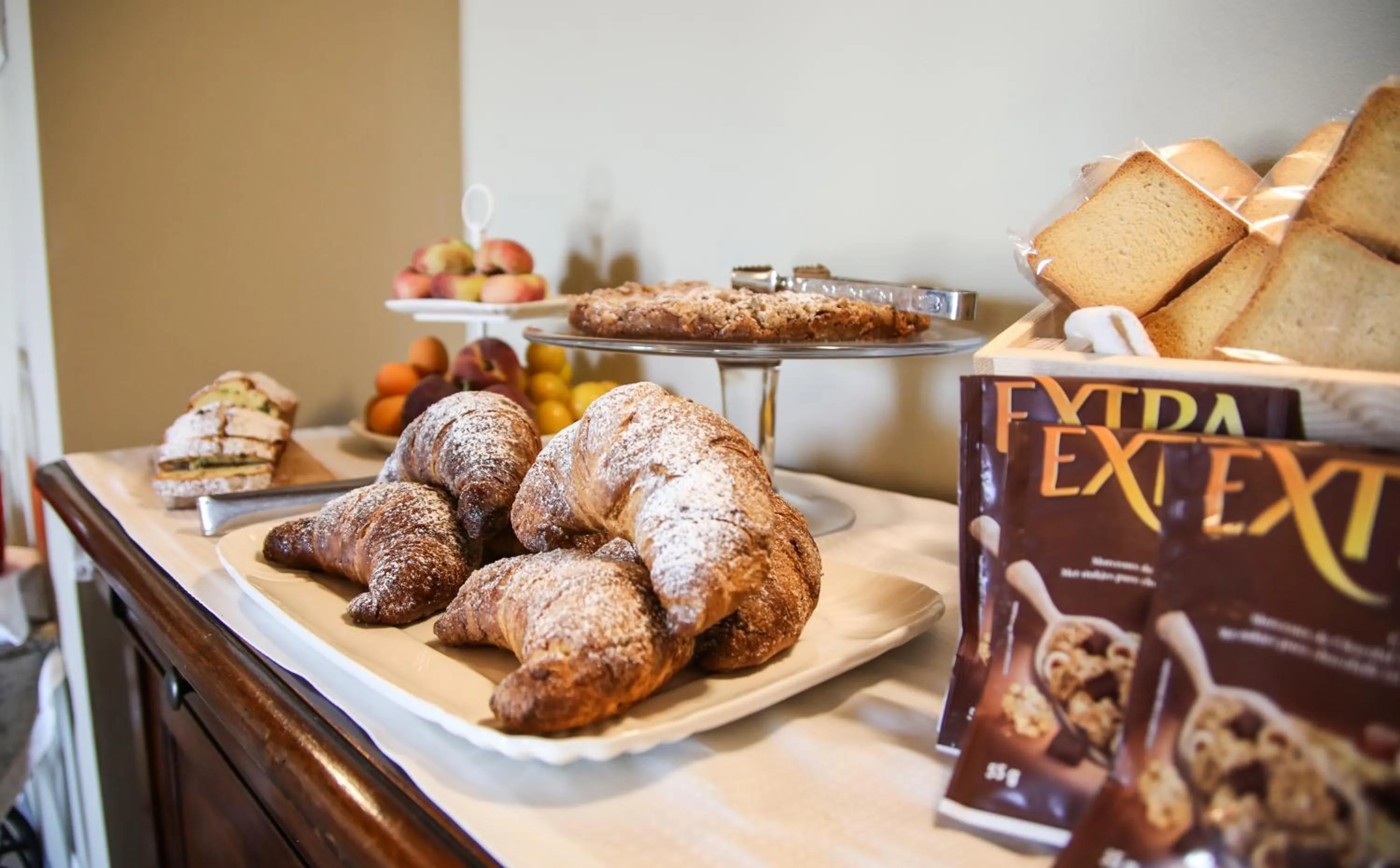 Breakfast in Villa Angela Country House