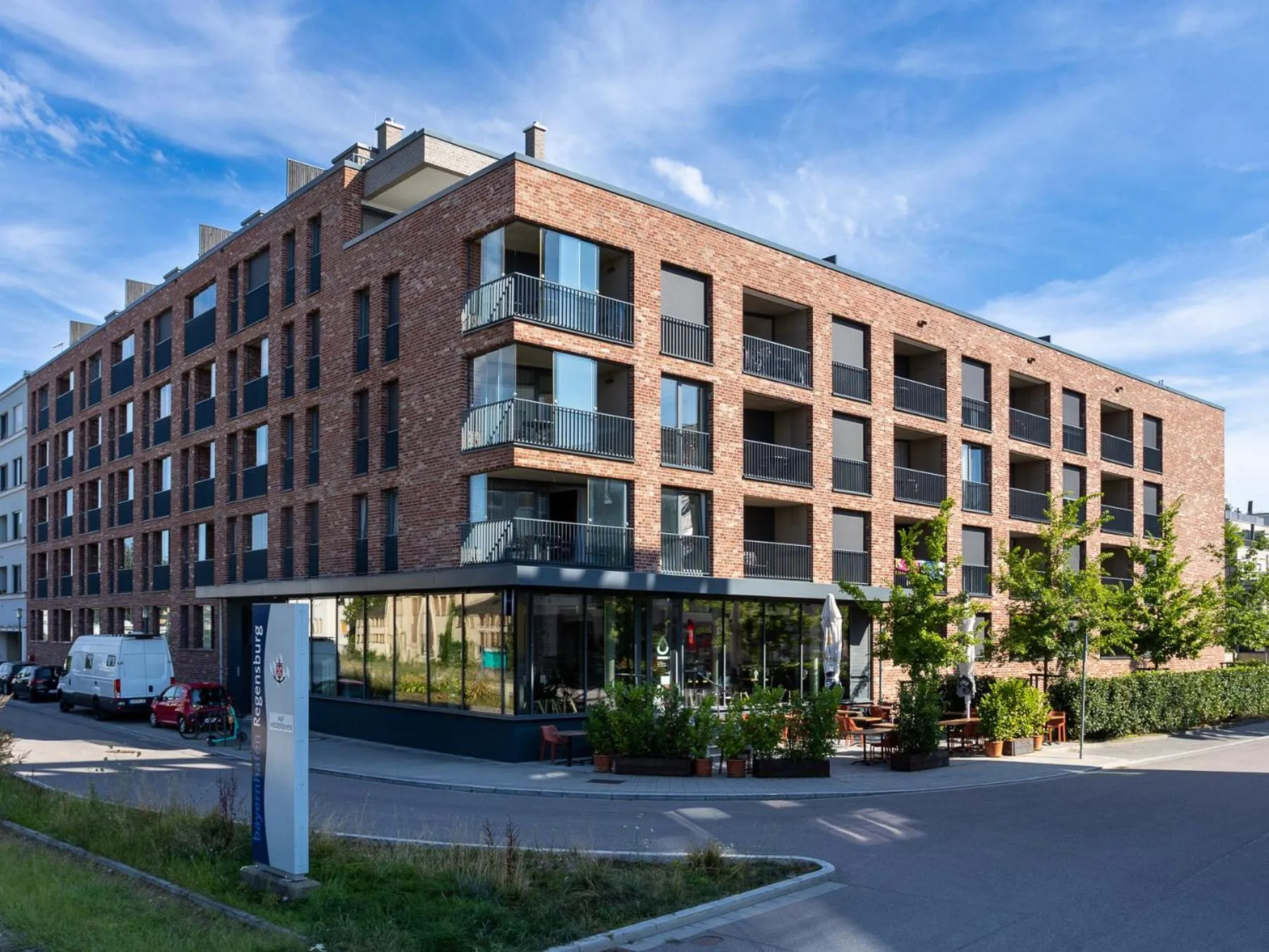 Property building in Marina Apartments Regensburg