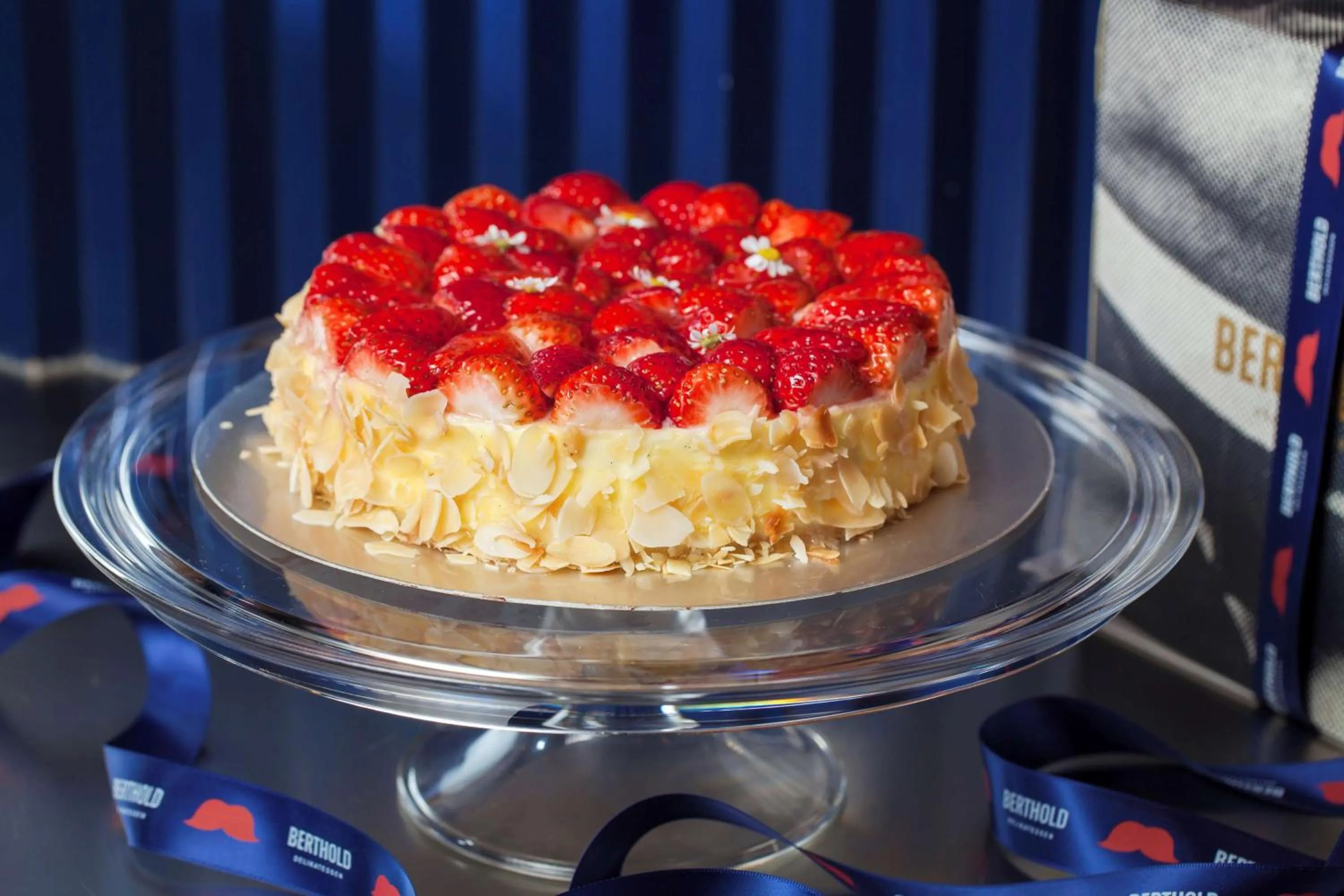 Restaurant/places to eat in Kempinski Hotel Hangzhou - Beside the Grand Canal, connected to refined lifestyle