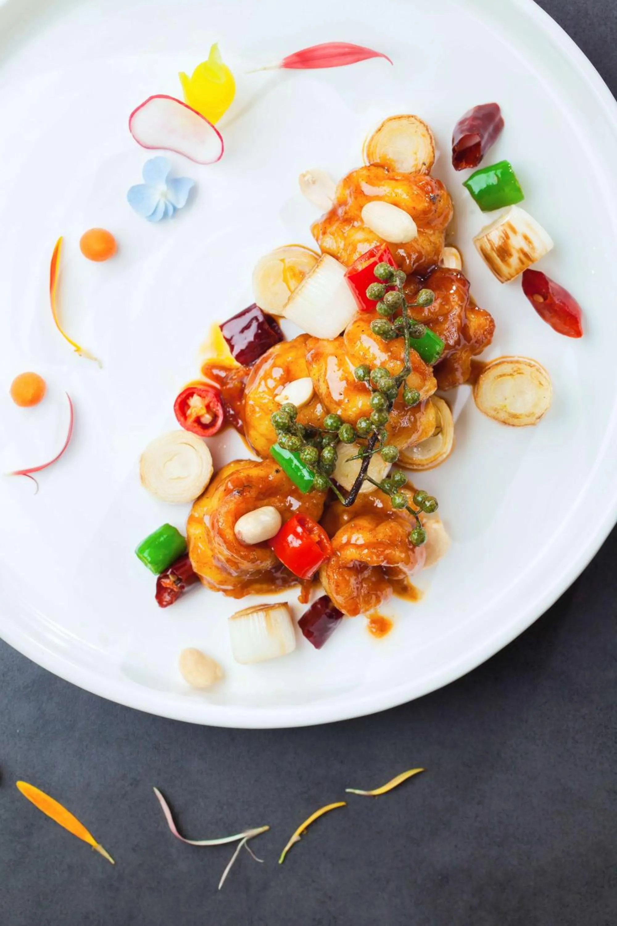 Food and drinks in Kempinski Hotel Hangzhou - Beside the Grand Canal, connected to refined lifestyle