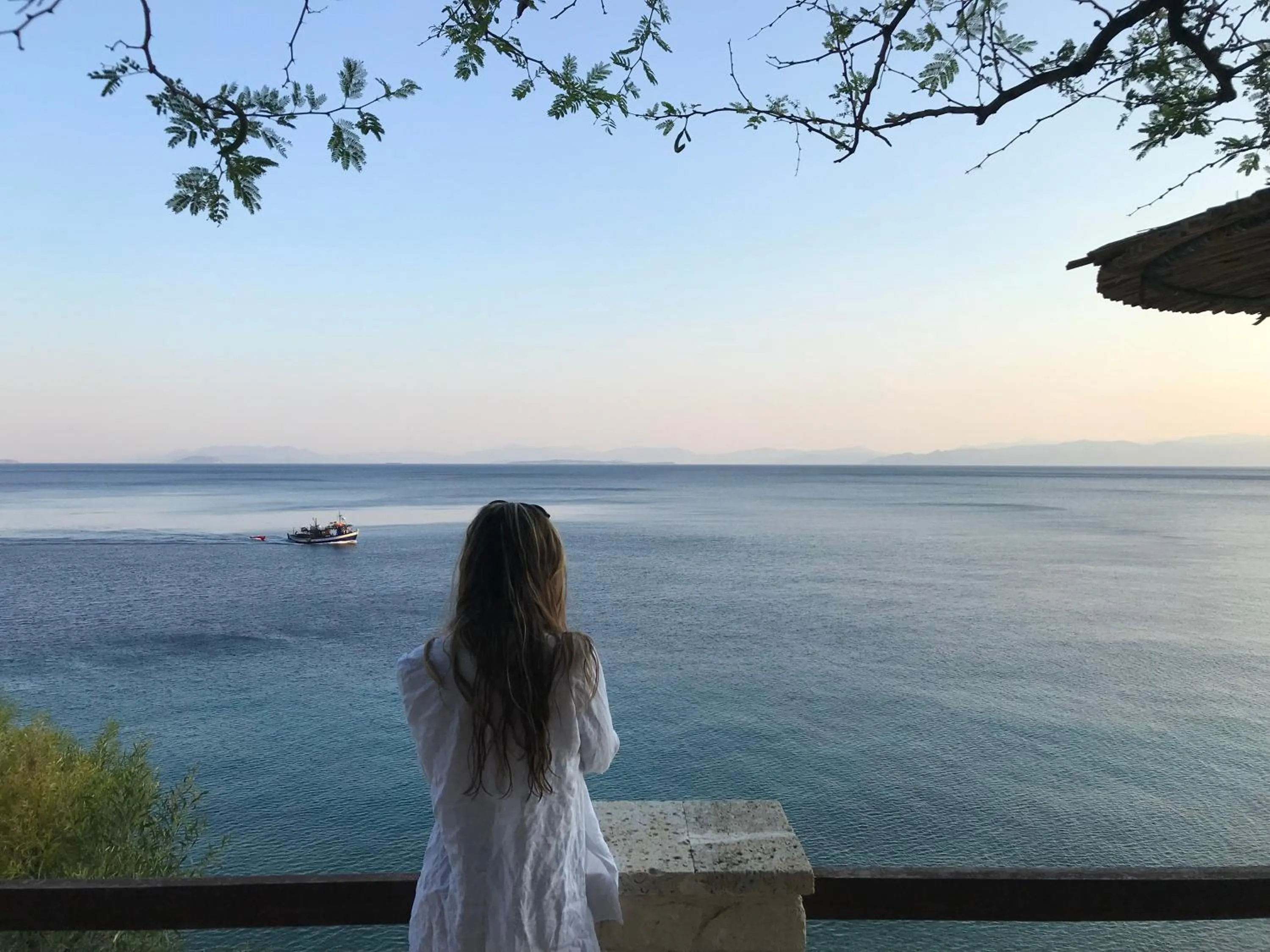 People in Hotel Cokkinis