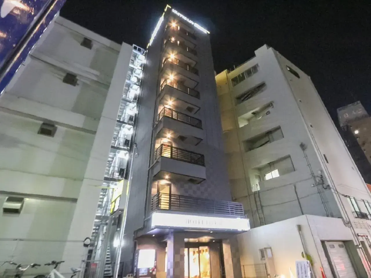 Property building in HOTEL LiVEMAX Machida-Ekimae Property building in HOTEL LiVEMAX Machida-Ekimae