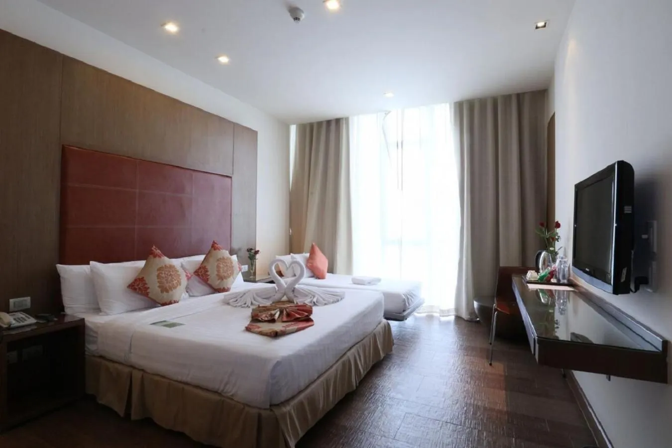 Bedroom, Bed in On 8 Sukhumvit Nana Bangkok