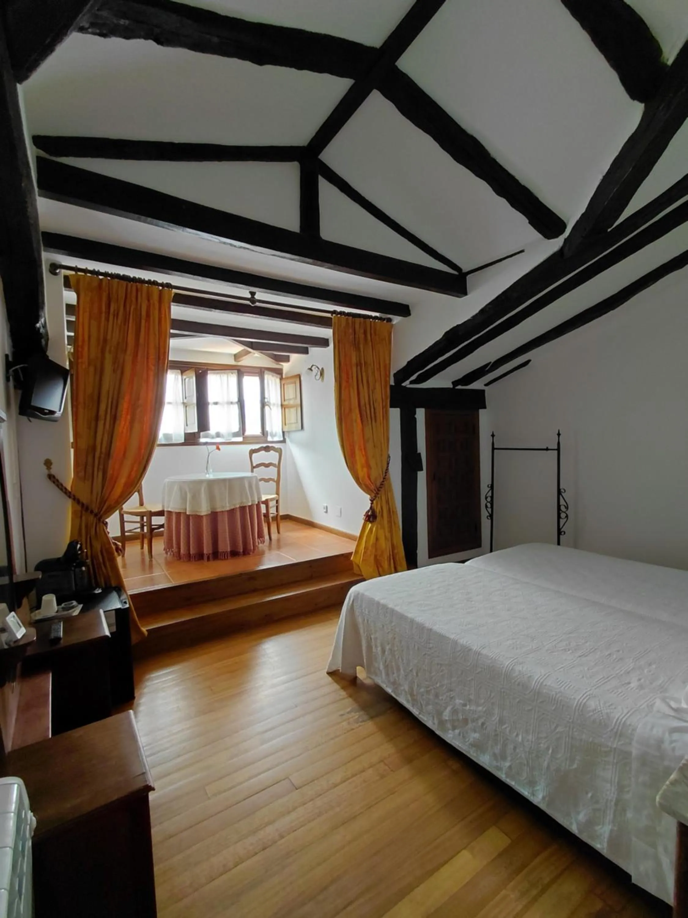 Bed in Habitaciones Casona De Linares