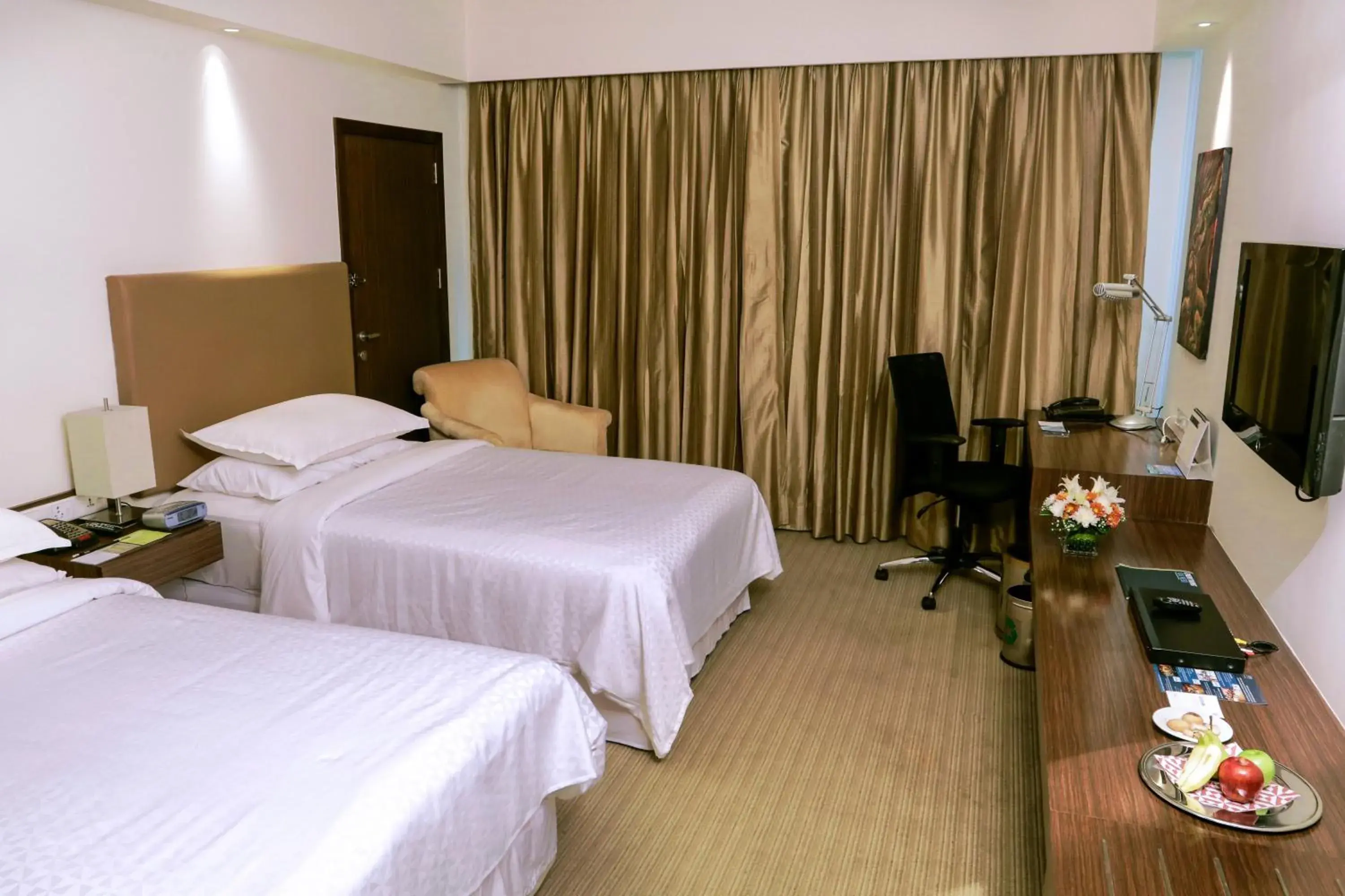 Bed in Four Points by Sheraton Navi Mumbai, Vashi Bed in Four Points by Sheraton Navi Mumbai, Vashi
