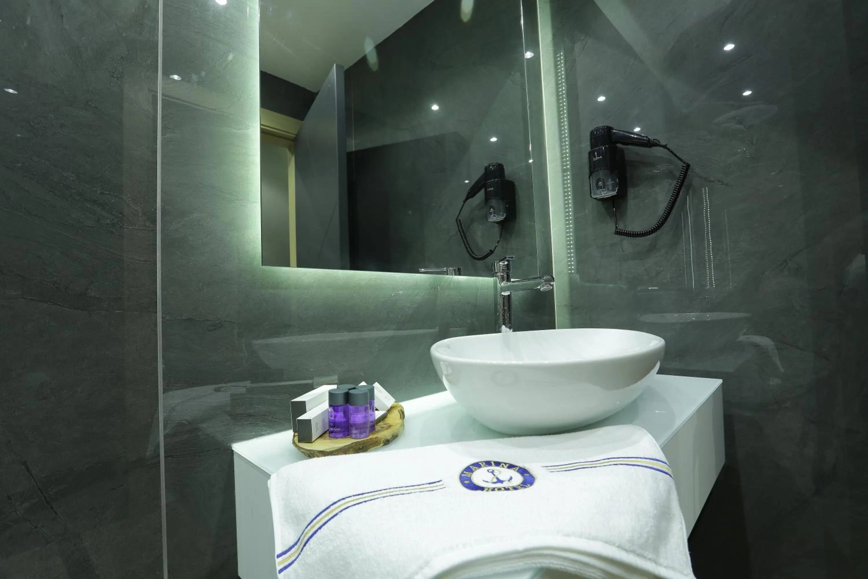 Bathroom in Burhaniye Marina Boutique Hotel