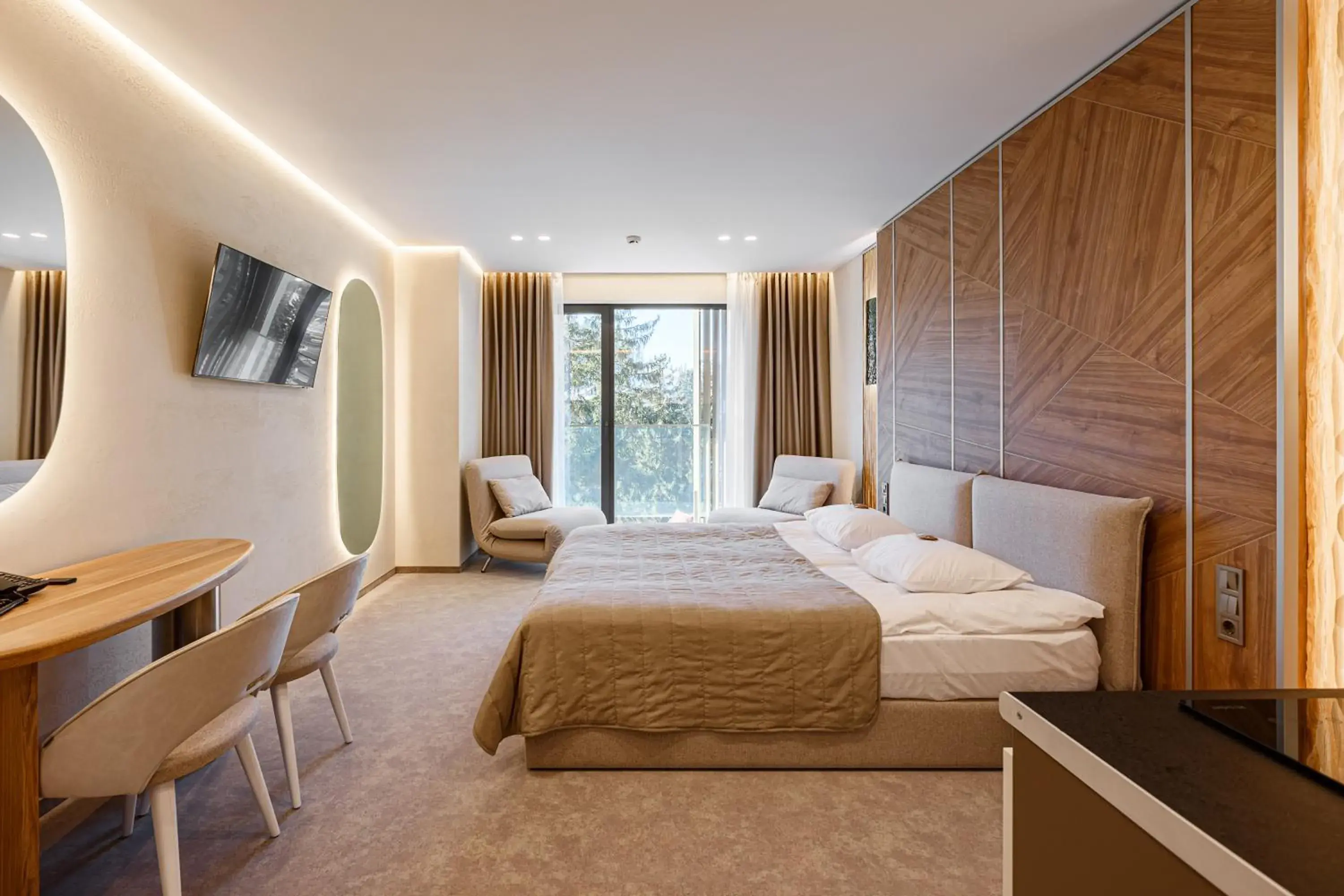 Superior Apartment with Mountain View and Spa Access in Tavel Hotel & SPA Superior Apartment with Mountain View and Spa Access in Tavel Hotel & SPA