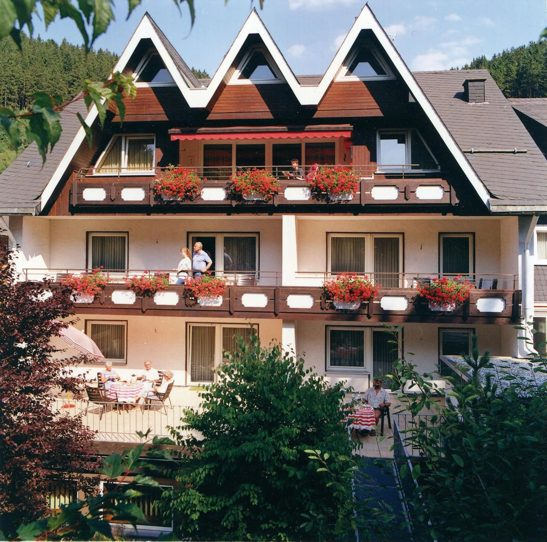 Facade/entrance in Aparthotel Jägerhaus