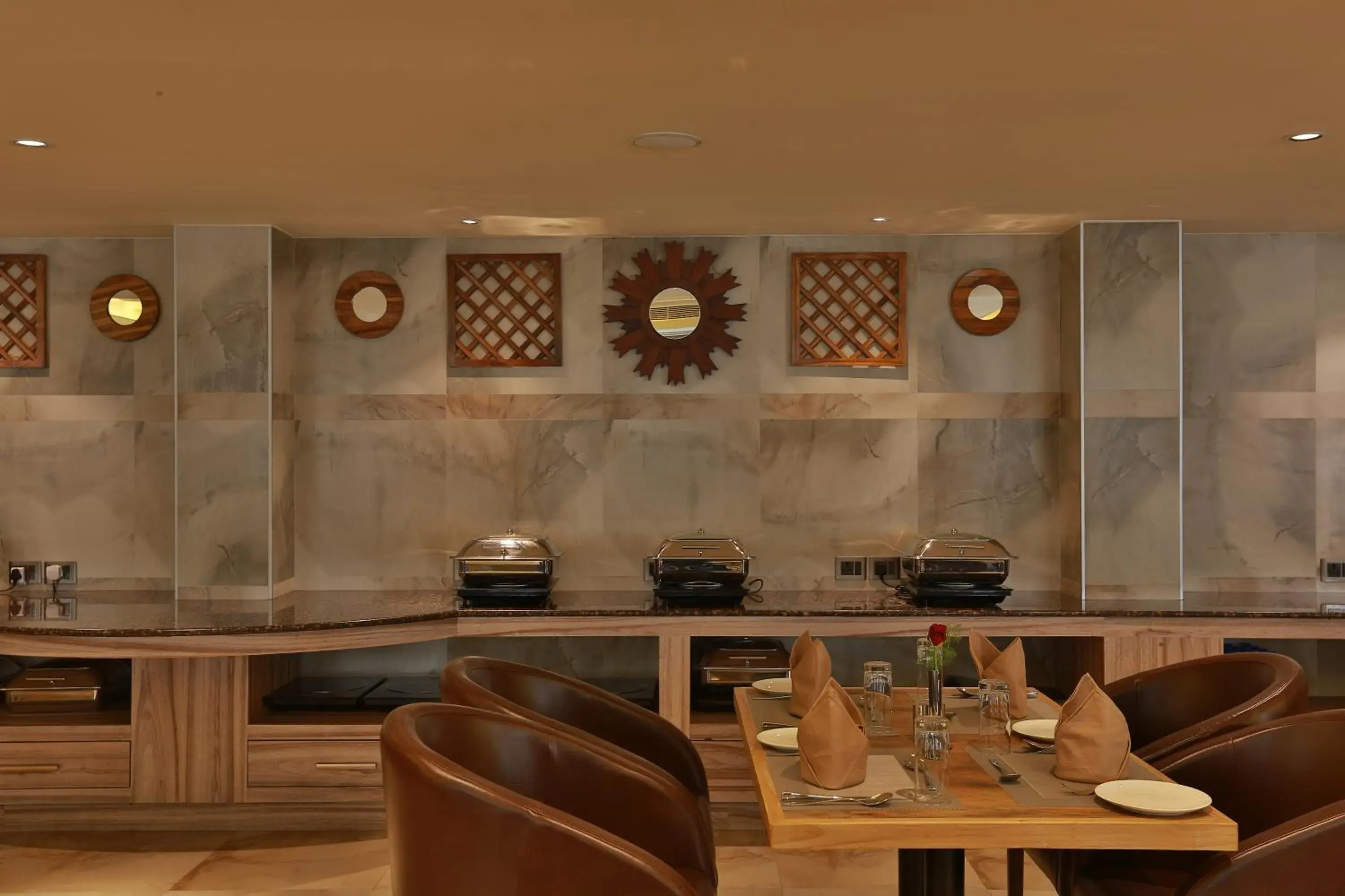 Restaurant/places to eat in Hotel Luminara Restaurant/places to eat in Hotel Luminara