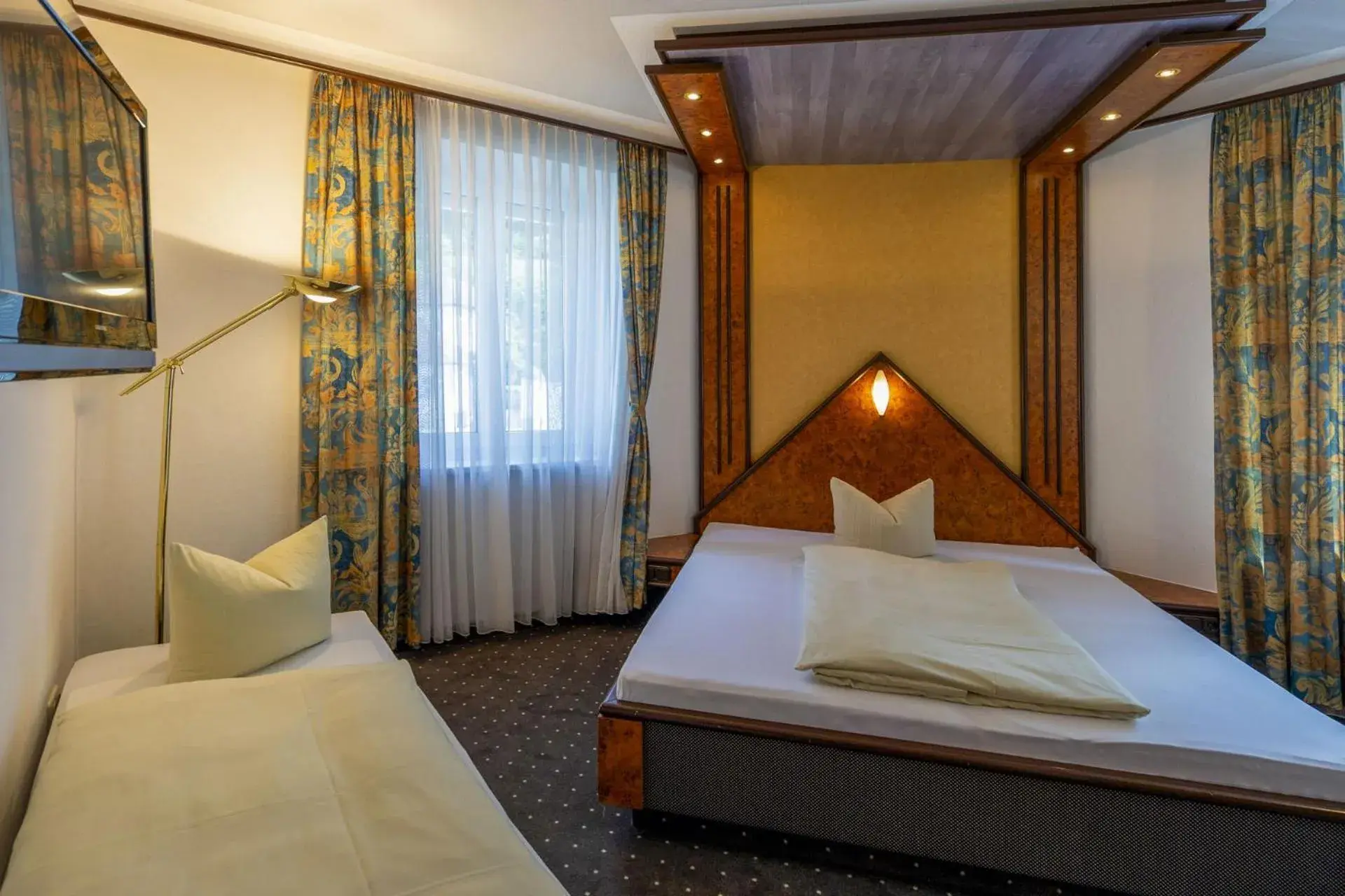 Double Room - single occupancy in Bruckmayers Gästehaus Double Room - single occupancy in Bruckmayers Gästehaus