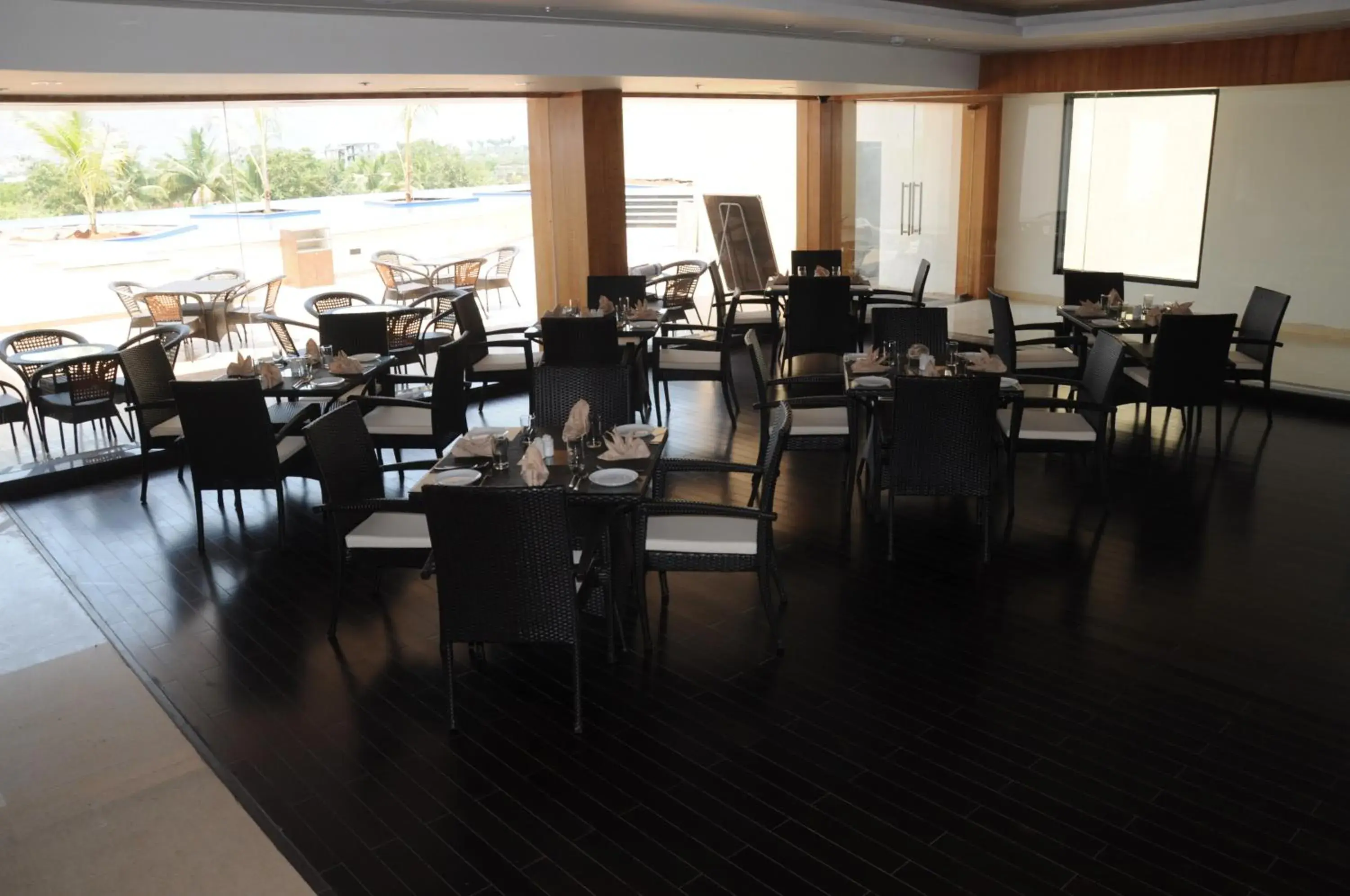 Restaurant/places to eat in Fortune Select Grand Ridge, Tirupati - Member ITC Hotels' Group Restaurant/places to eat in Fortune Select Grand Ridge, Tirupati - Member ITC Hotels' Group