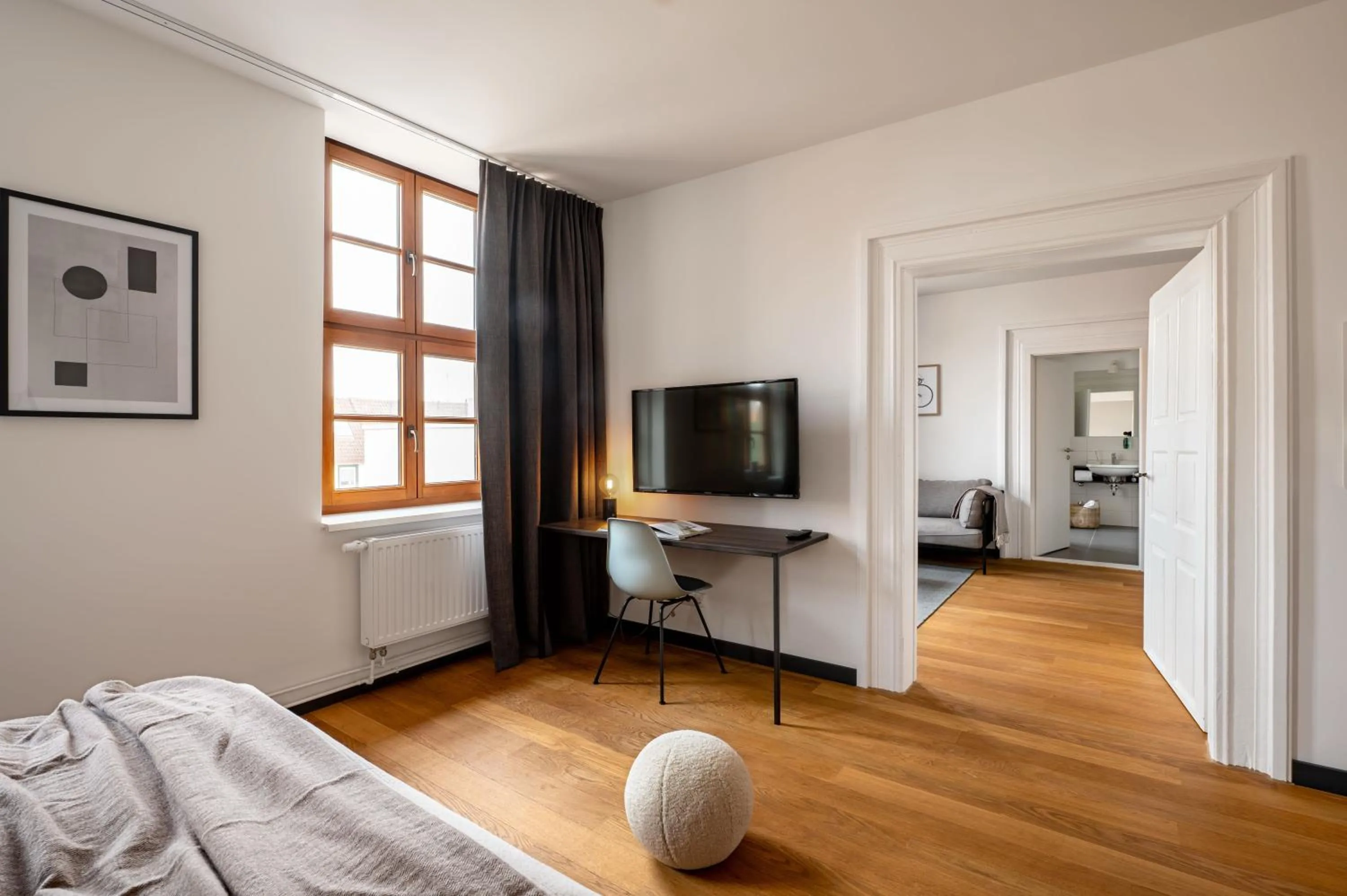 Photo of the whole room, Bed in ipartment Wolfsburg