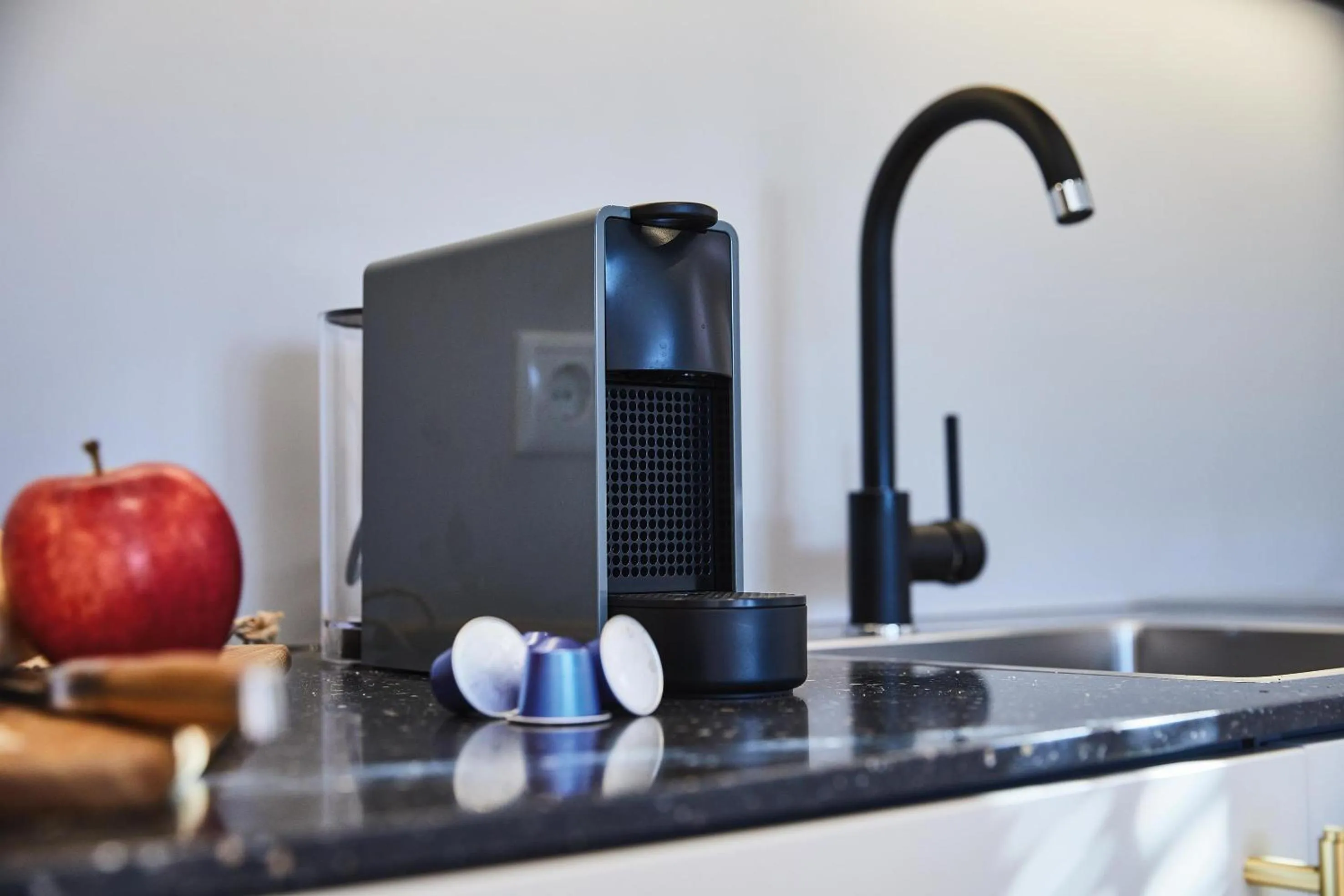 Coffee/tea facilities in ipartment Wolfsburg HOME by Best Western