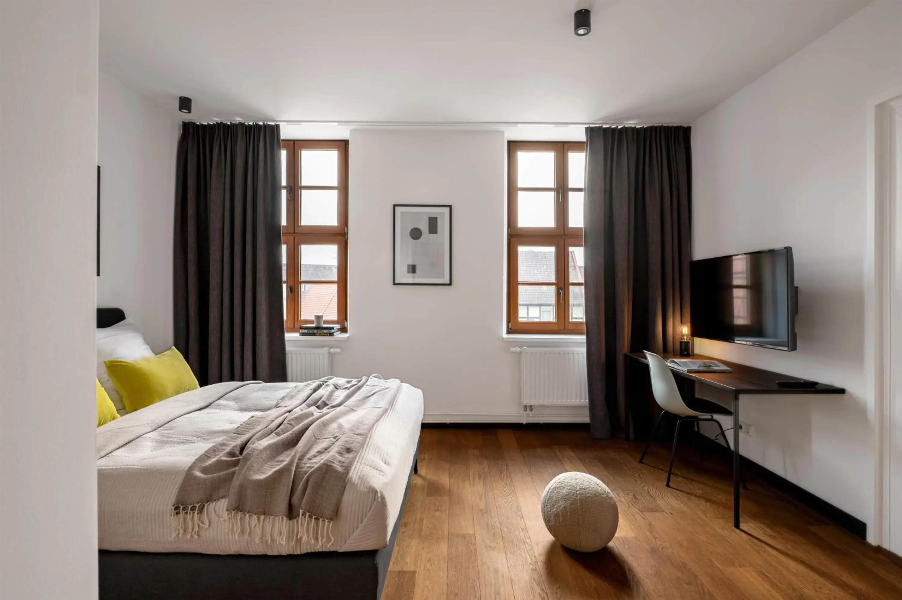 Luxury Family Apartment with Queen Bed, Sofa Bed and Kitchen in ipartment Wolfsburg HOME by Best Western Luxury Family Apartment with Queen Bed, Sofa Bed and Kitchen in ipartment Wolfsburg HOME by Best Western