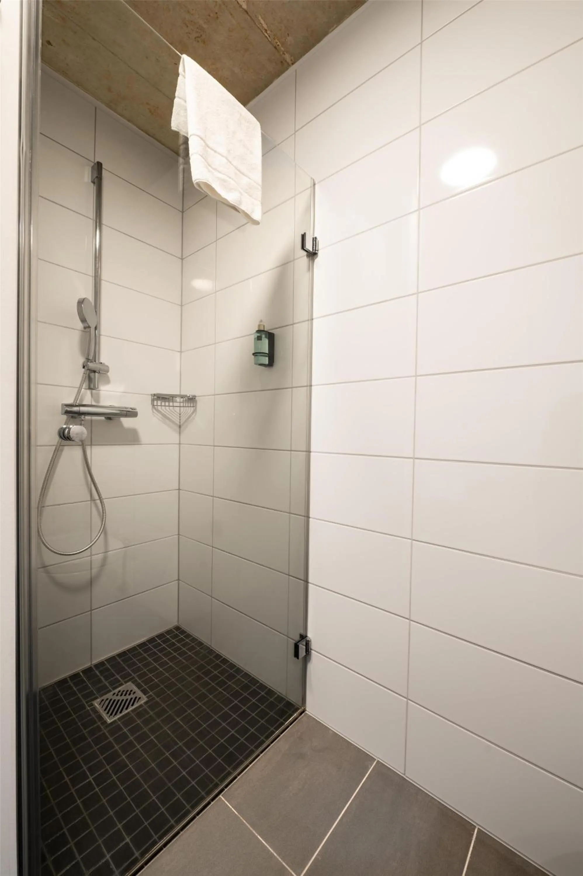 Bathroom in ipartment Wolfsburg HOME by Best Western