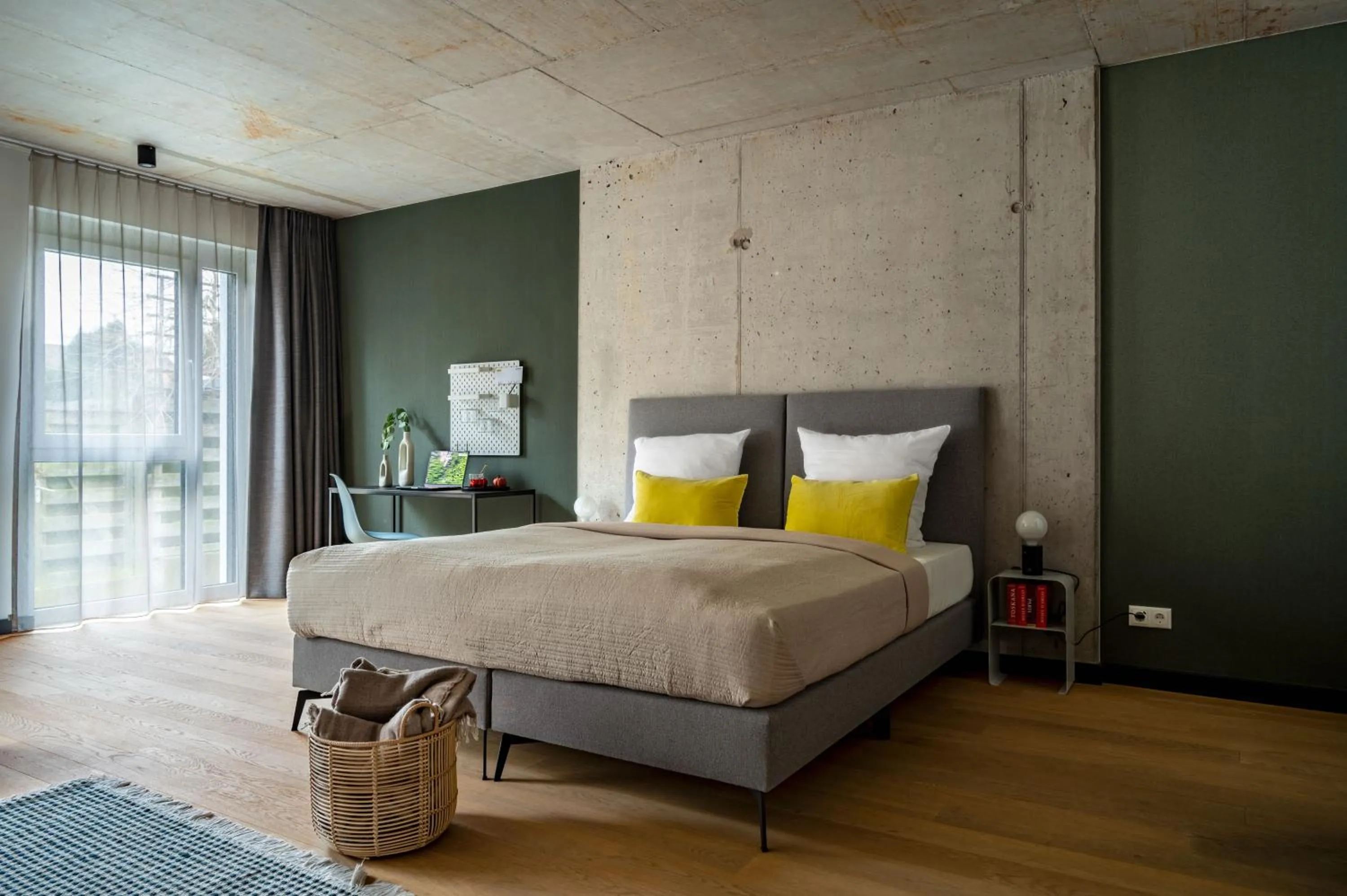 Photo of the whole room, Bed in ipartment Wolfsburg