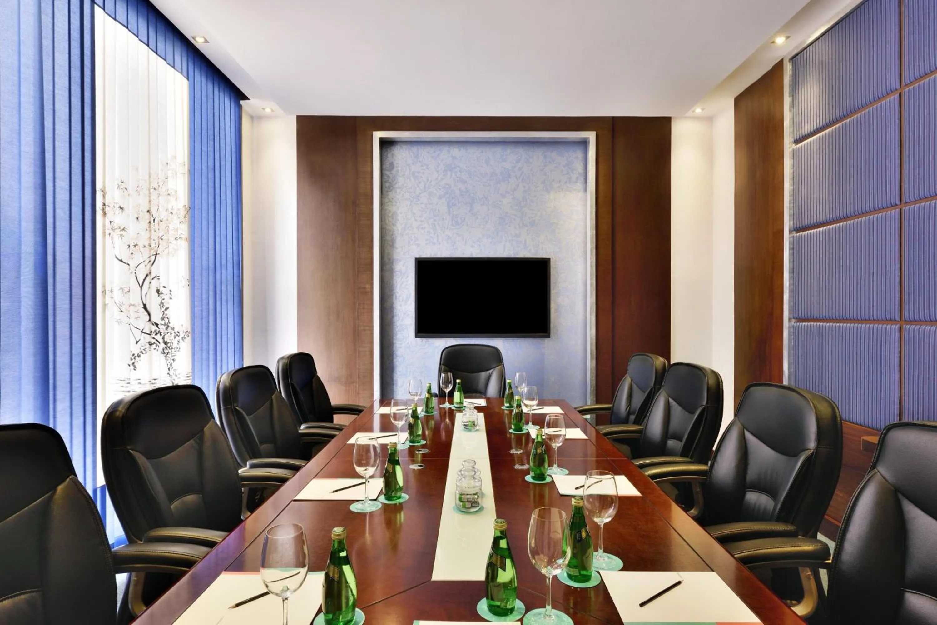 Lobby or reception in Le Meridien Jaipur Resort & Spa