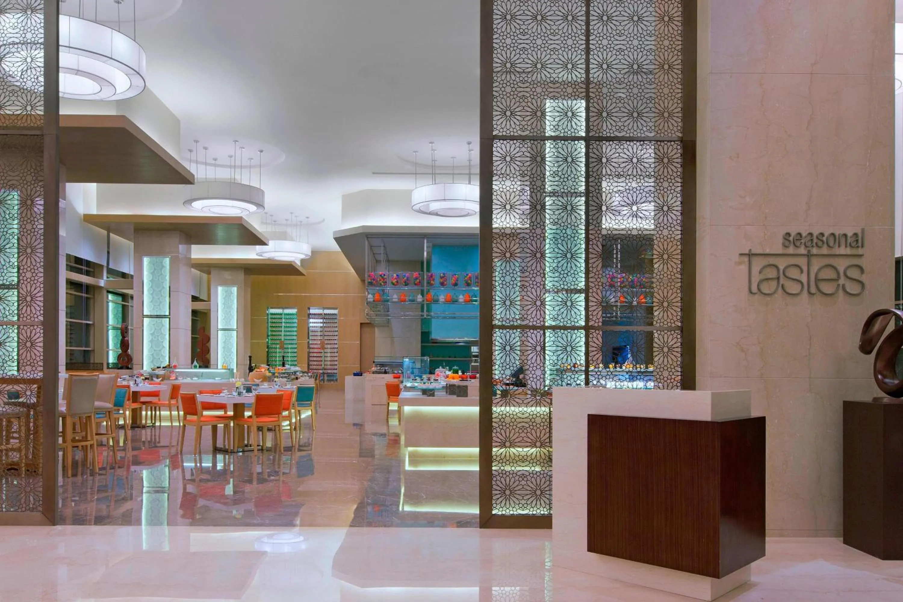 Restaurant/places to eat in The Westin Chennai Velachery