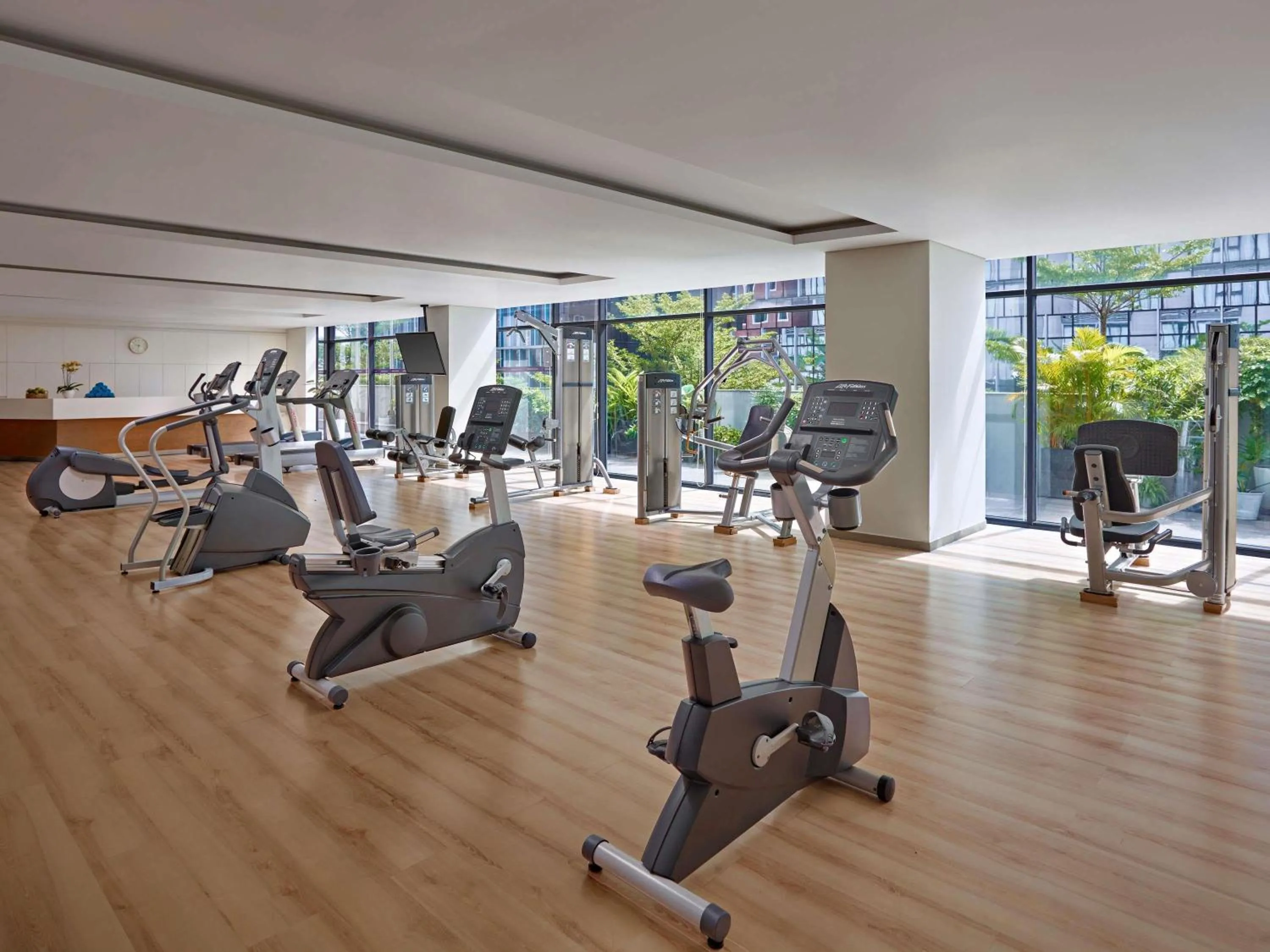 Fitness centre/facilities in Novotel Living Saigon South