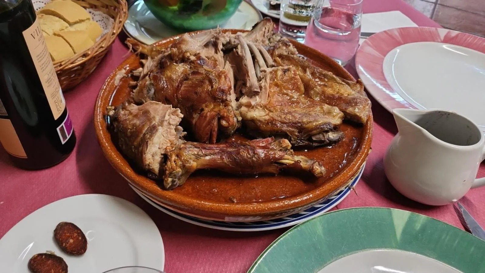 Restaurant/places to eat in La Casona de Mestas