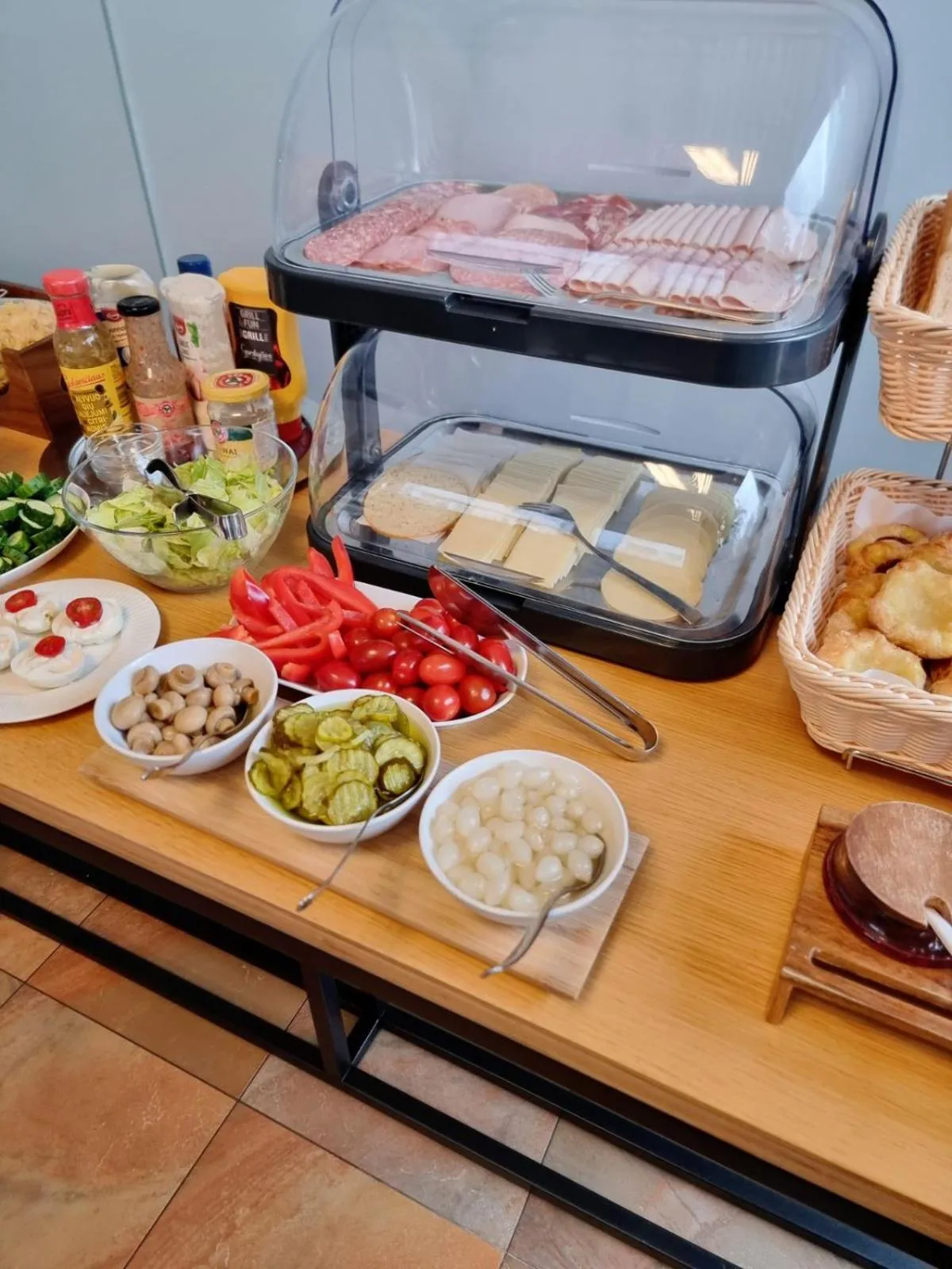 Breakfast in Info Hotel