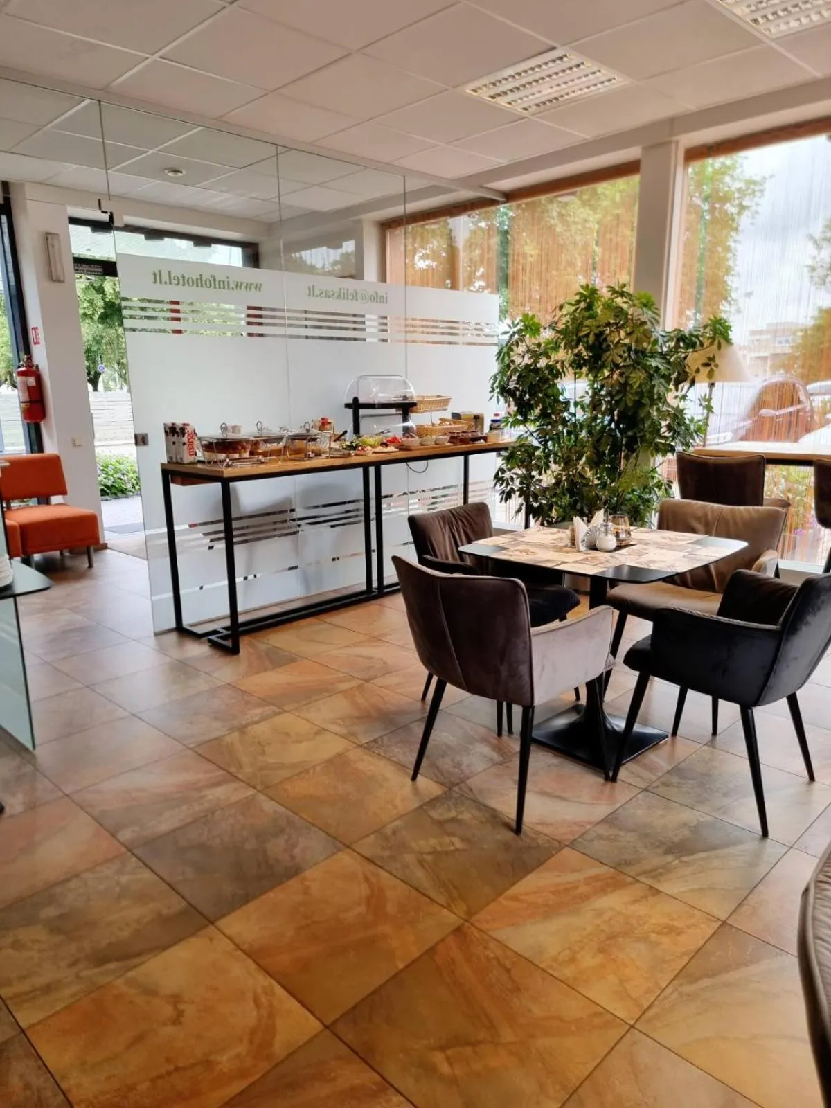 Breakfast in Info Hotel