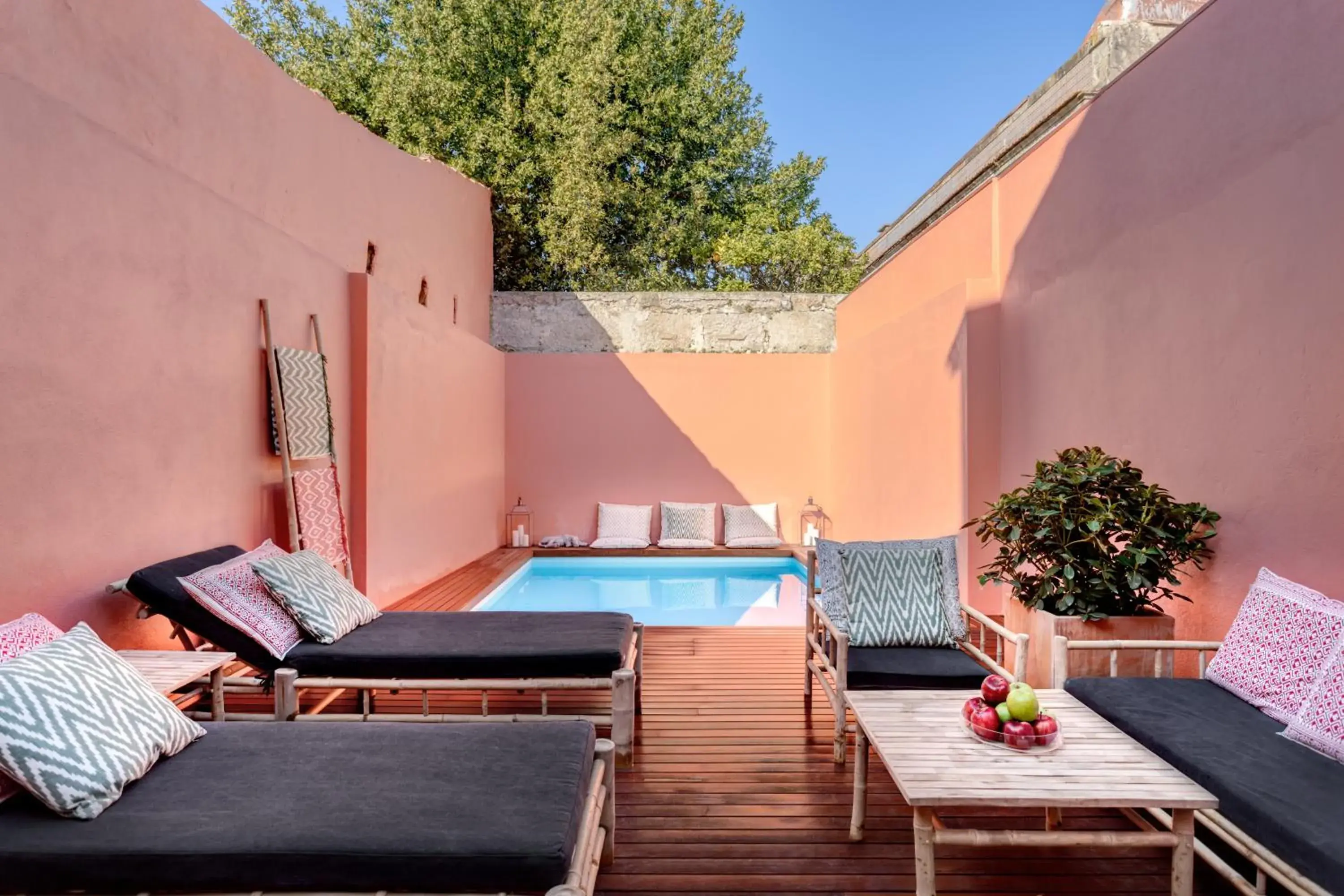 VIVA Casa da Praça with heated Pool and Terrace VIVA Casa da Praça with heated Pool and Terrace