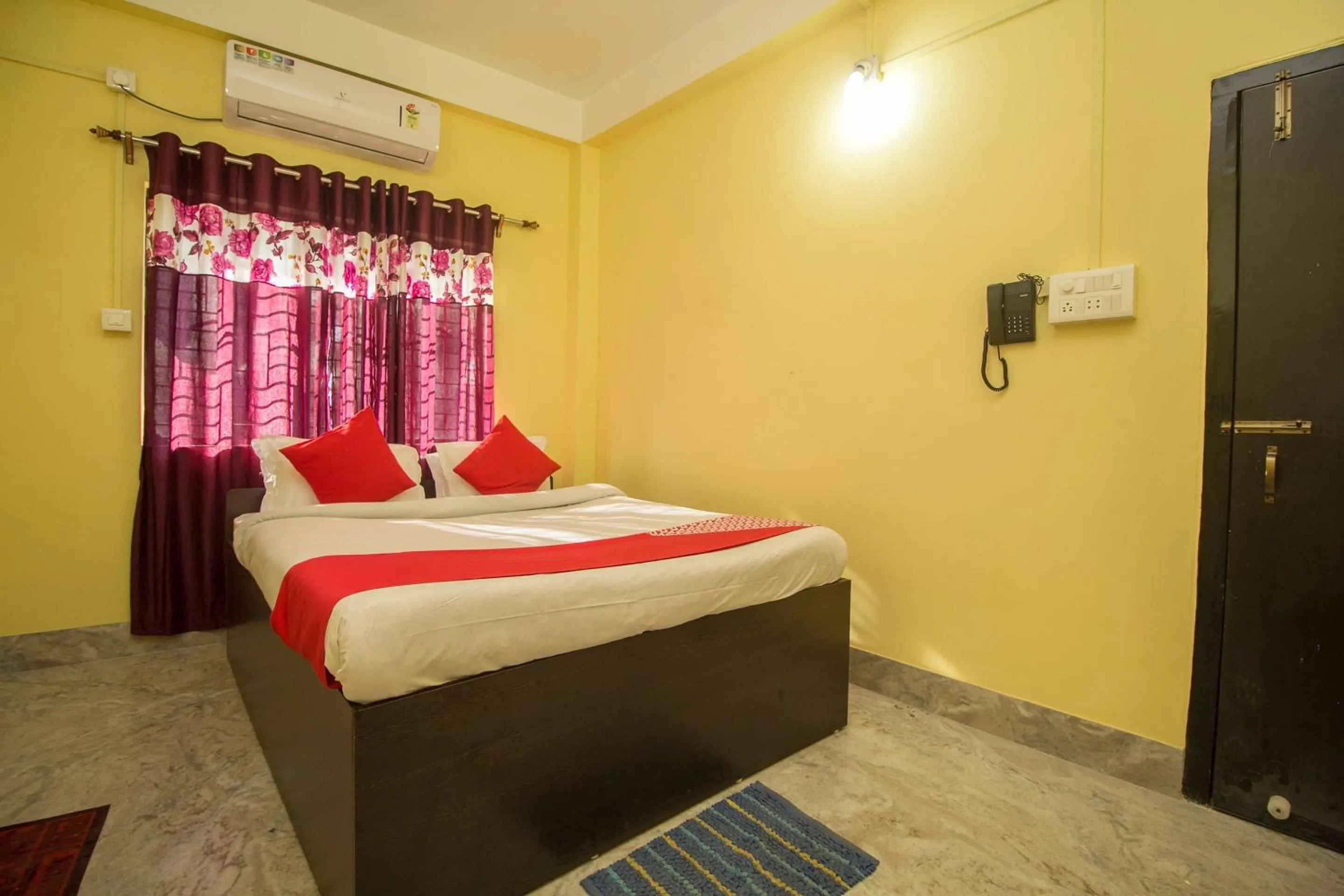 Bedroom in Super Hotel O Kshounish Residency
