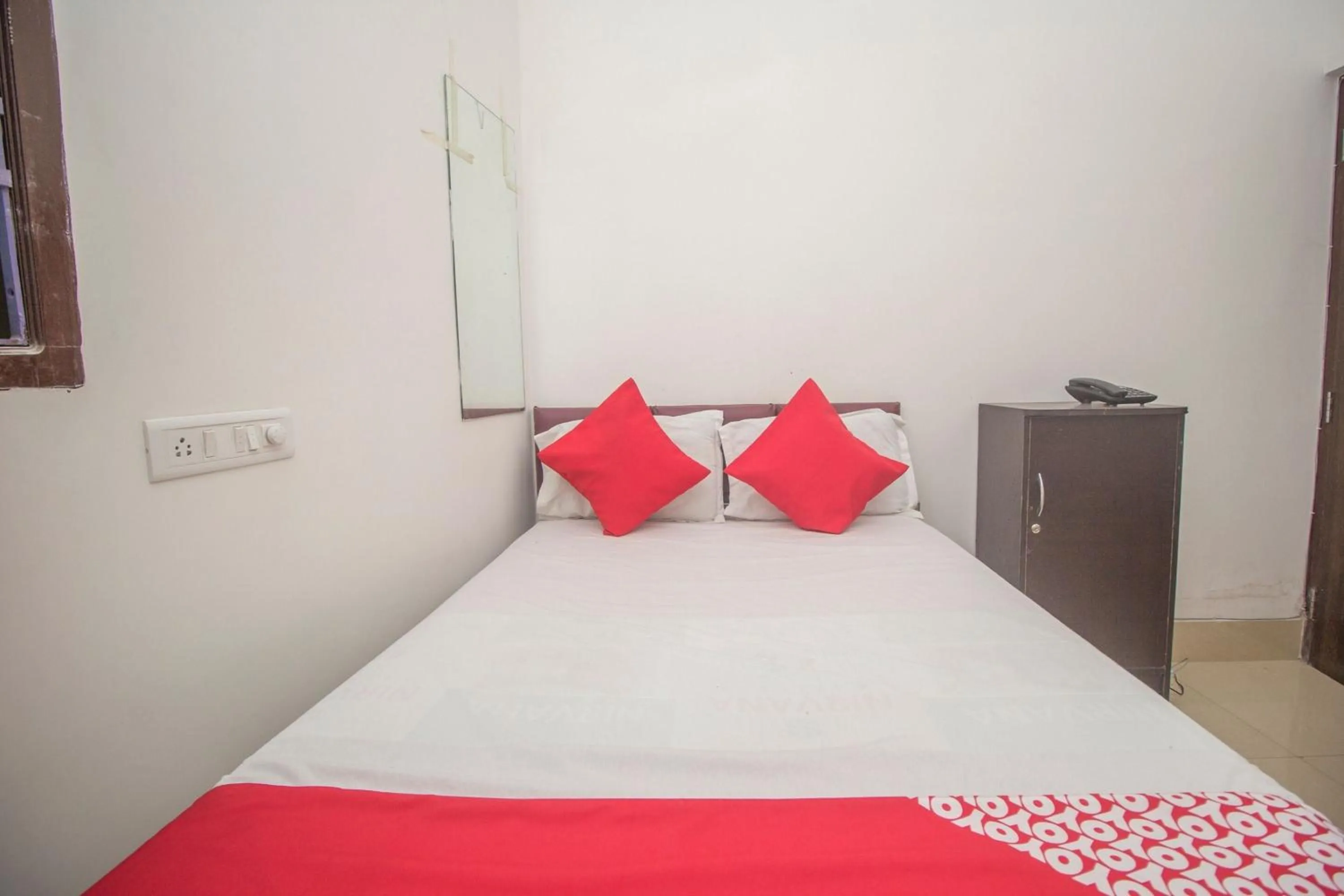 Bedroom in Super Hotel O Kshounish Residency