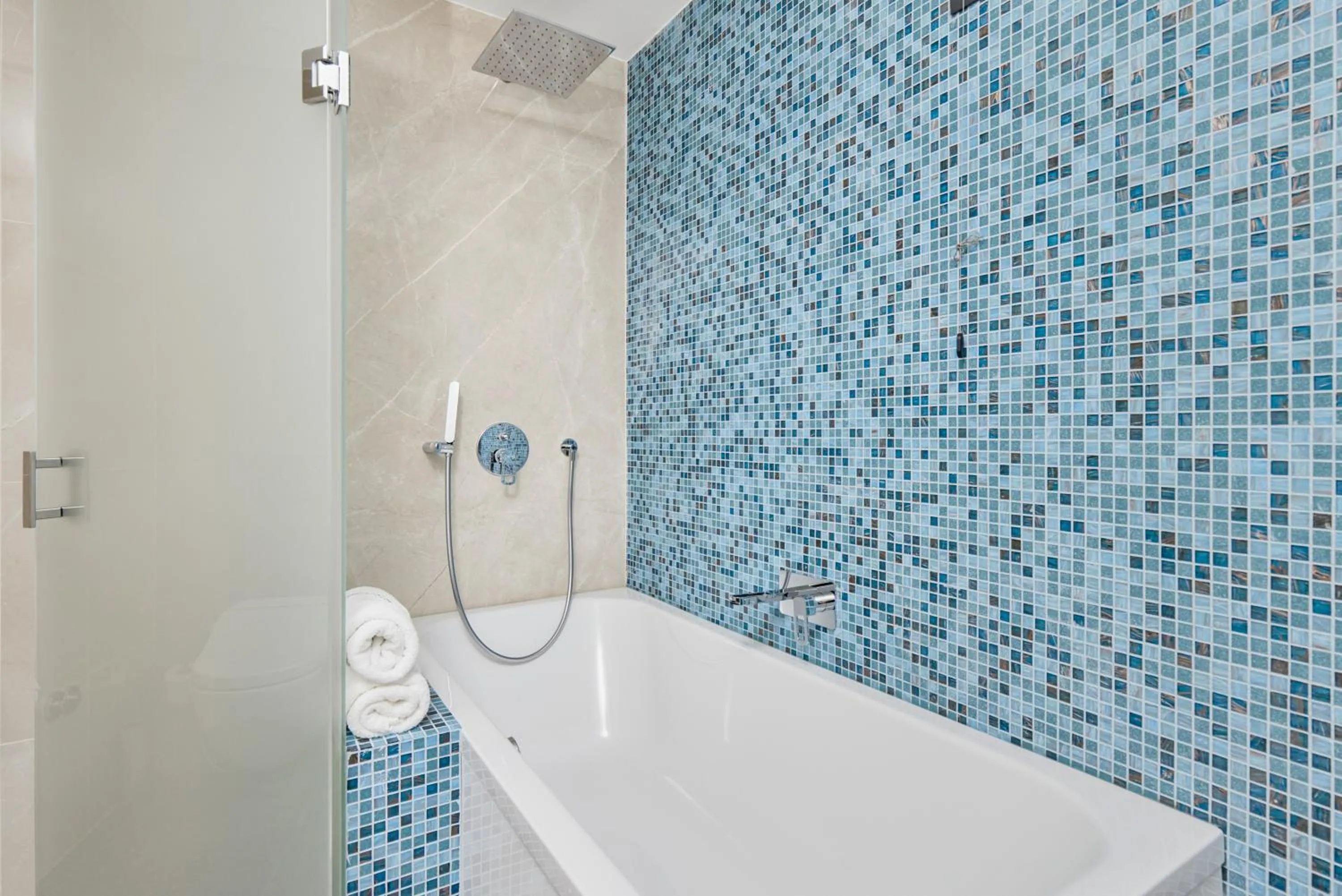 Bath in ĀNANTI Resort, Residences & Beach Club - The Leading Hotels of the World