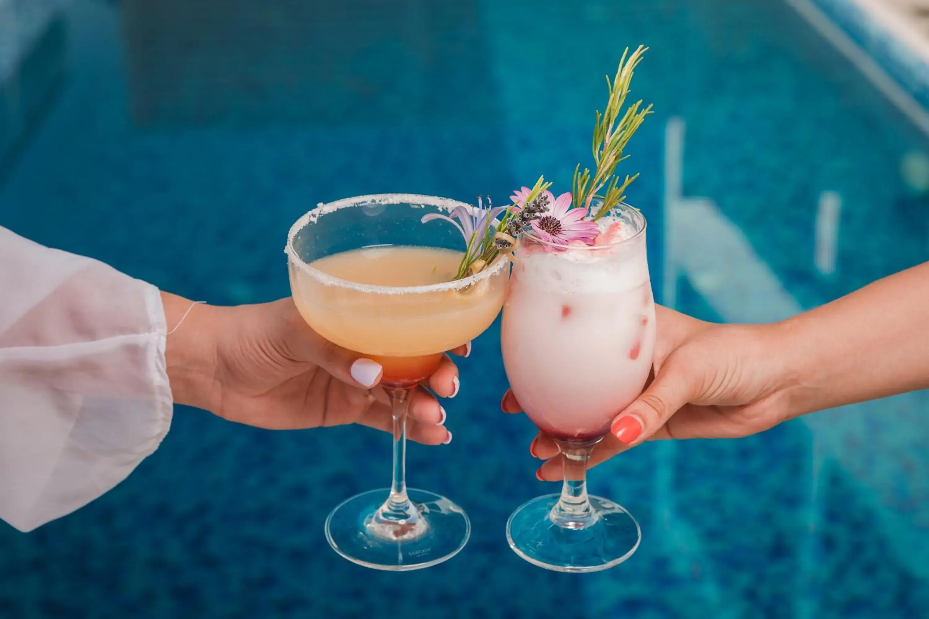 Food and drinks in ĀNANTI Resort, Residences & Beach Club - The Leading Hotels of the World Food and drinks in ĀNANTI Resort, Residences & Beach Club - The Leading Hotels of the World