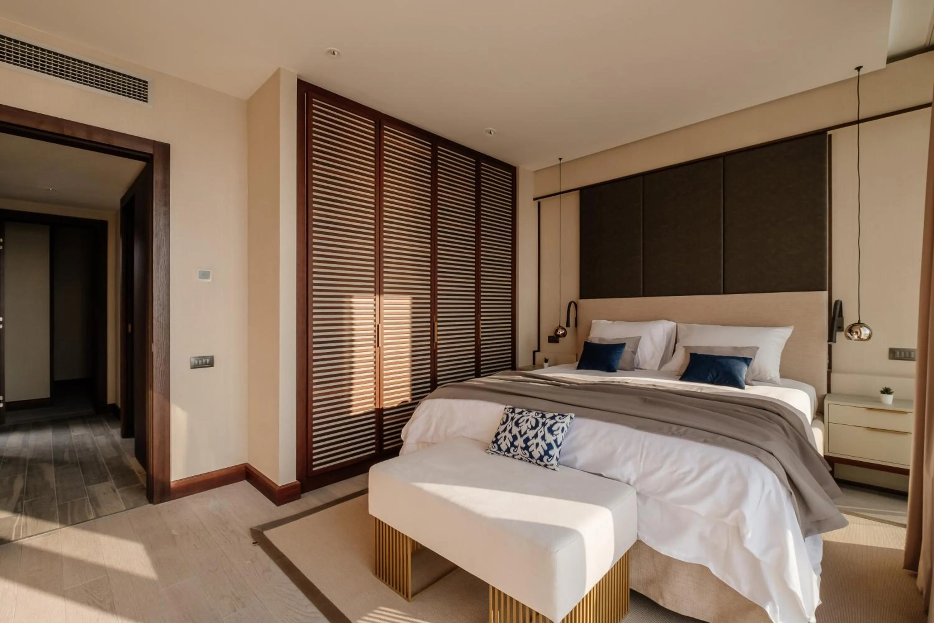 Bed in ĀNANTI Resort, Residences & Beach Club - The Leading Hotels of the World
