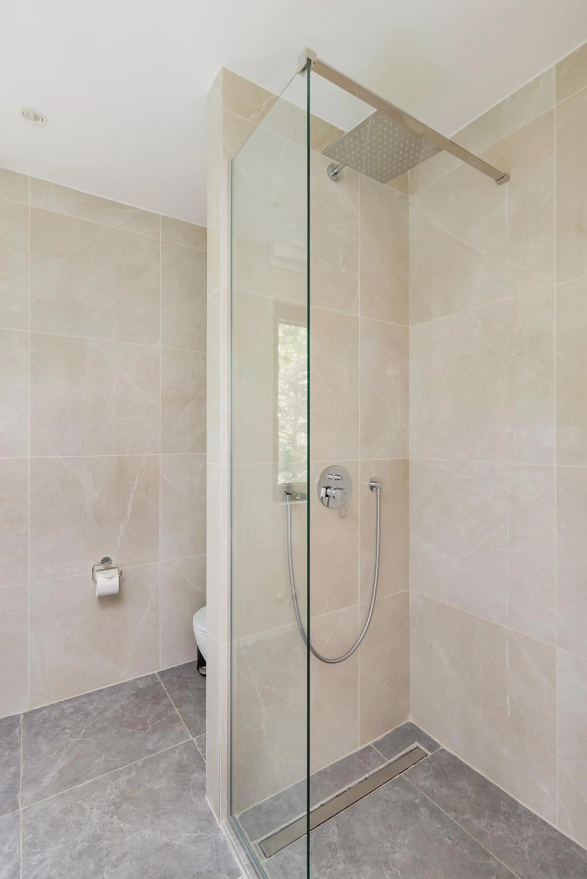 Shower in ĀNANTI Resort, Residences & Beach Club - The Leading Hotels of the World